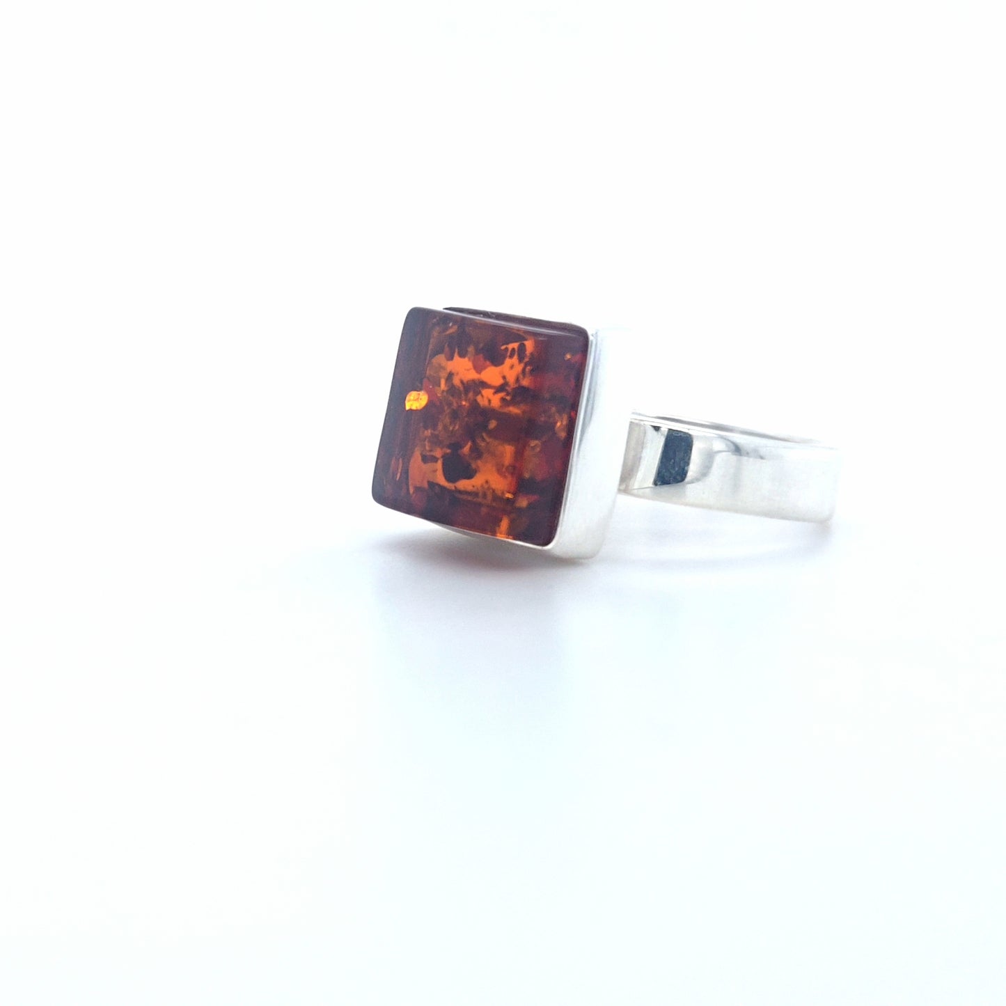Designer-Unikat aus echtem 925 Sterling Silber und edlem Naturbernstein