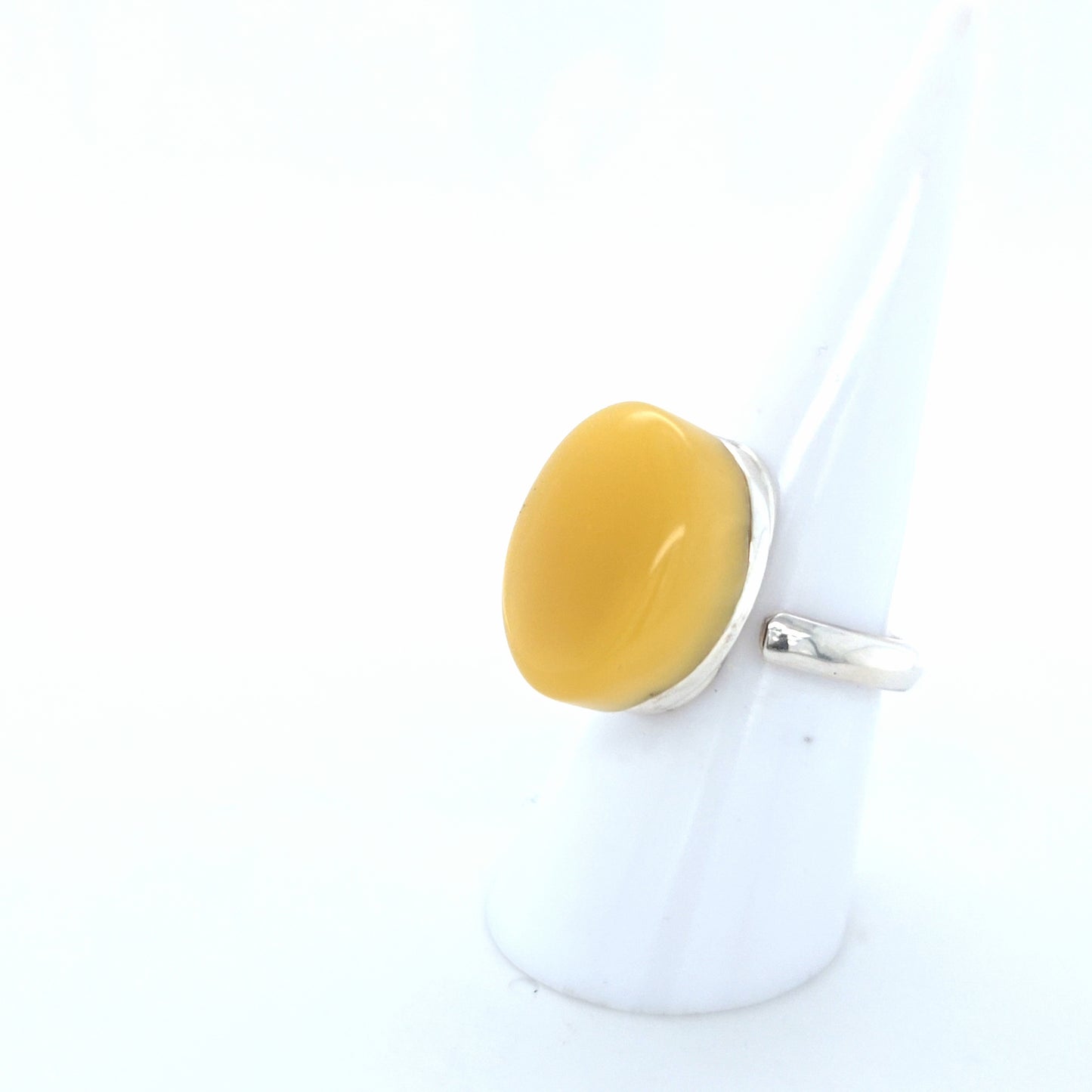 Designer-Unikat aus echtem 925 Sterling Silber und hellem Naturbernstein