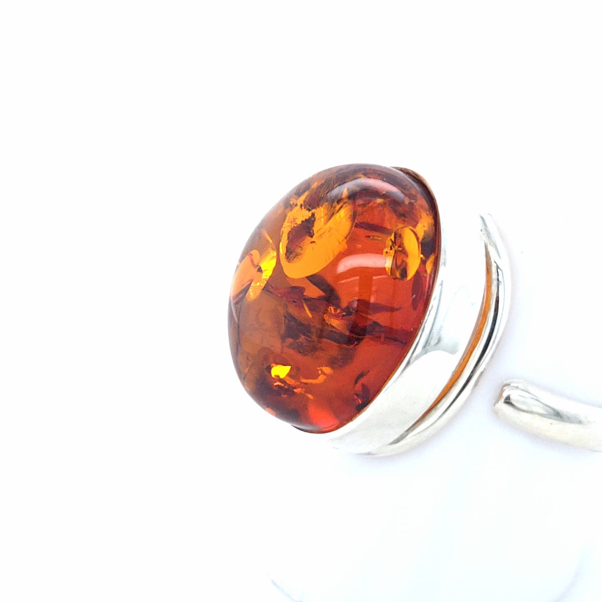 Modischer Silberring Unikat – Offener Ring mit echtem orangefarbenem Ostsee-Bernstein