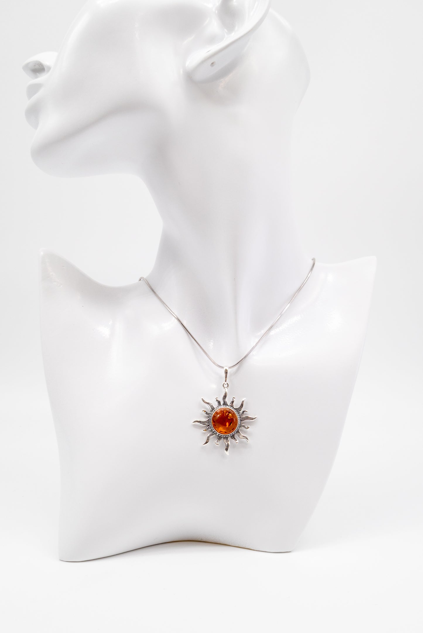 Sonnendesign-Anhänger mit Bernstein und 925er Silber