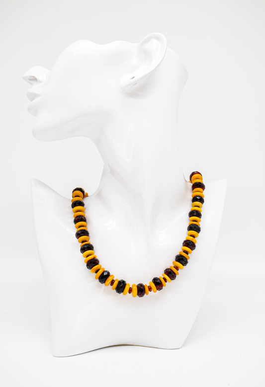 Exklusiver Bernsteinschmuck – Unikat Kette