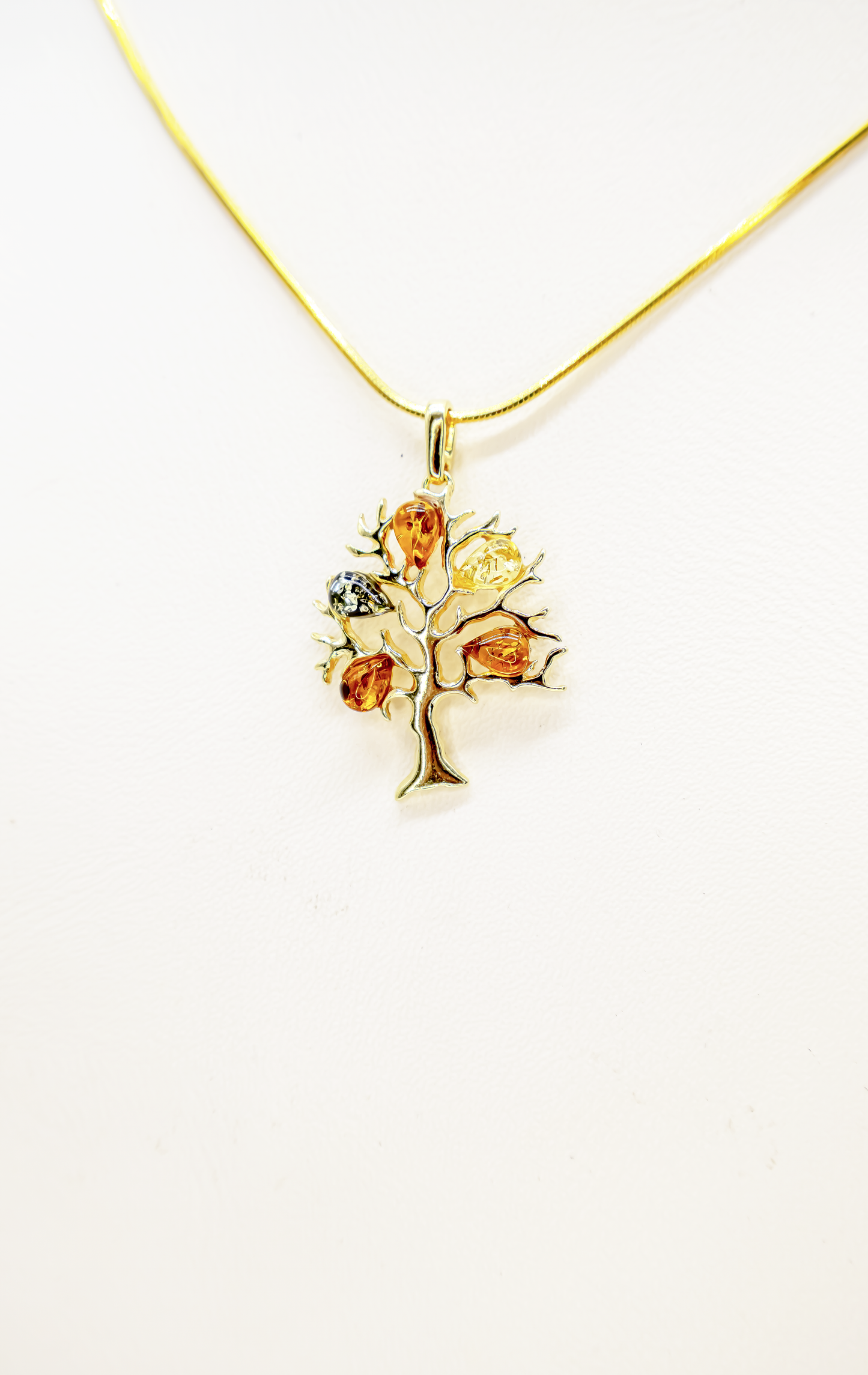 Schmuck Geschenkidee – Bernstein Baum des Lebens vergoldet