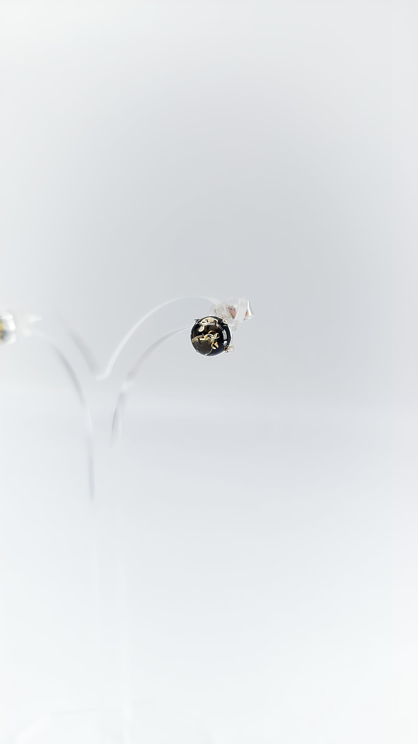 Mystical amber: earrings in deep shine