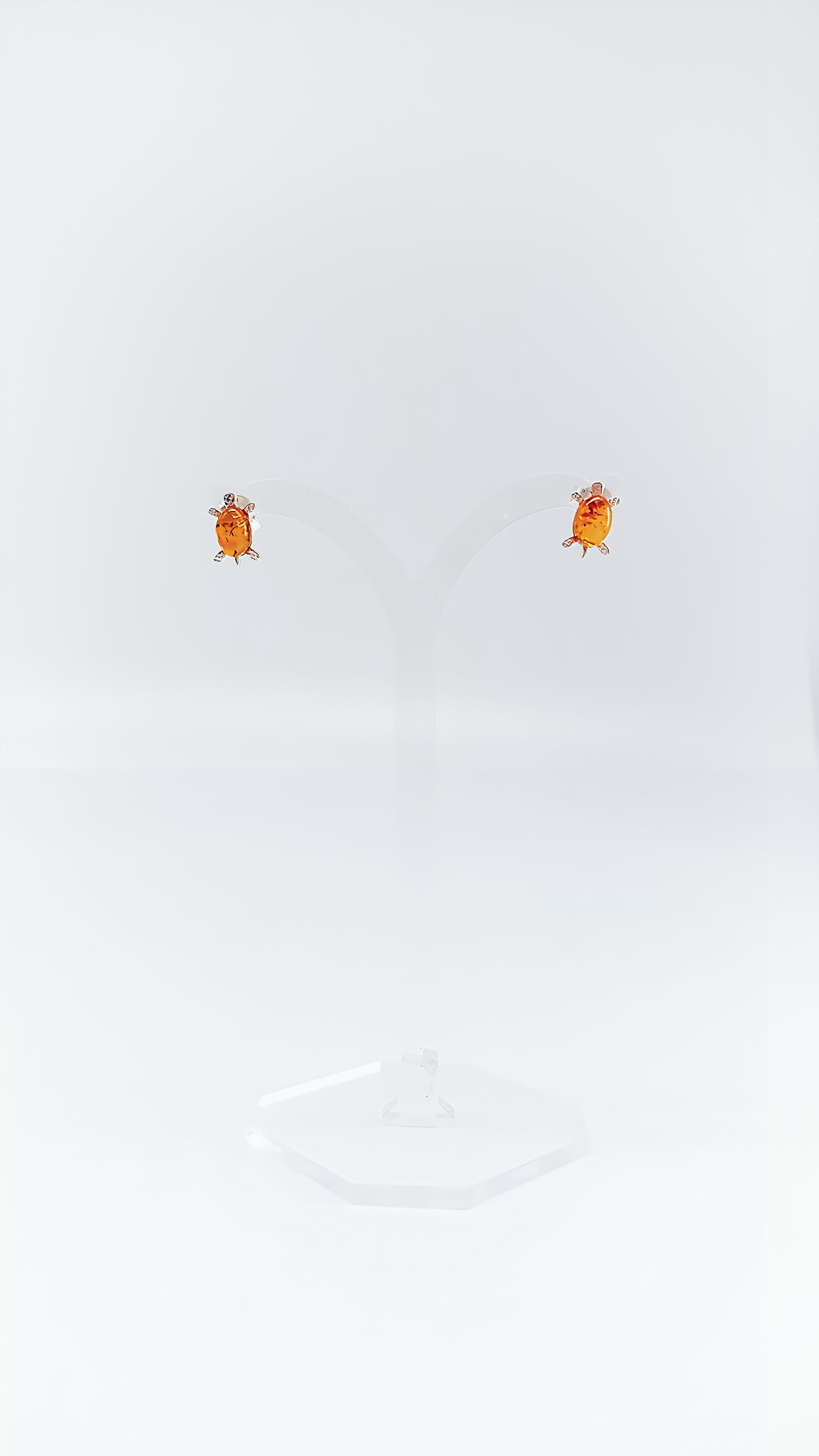 Animally beautiful: turtle-shaped earrings