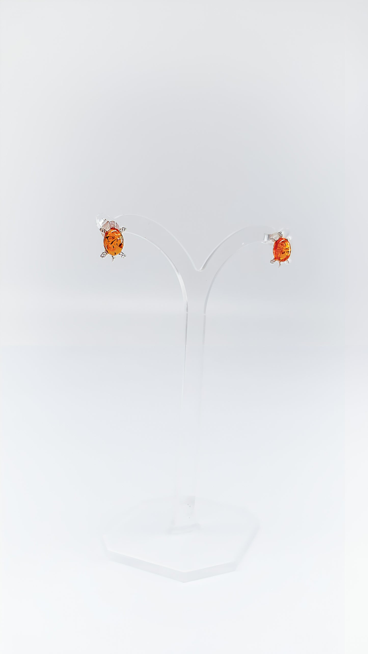 Animally beautiful: turtle-shaped earrings