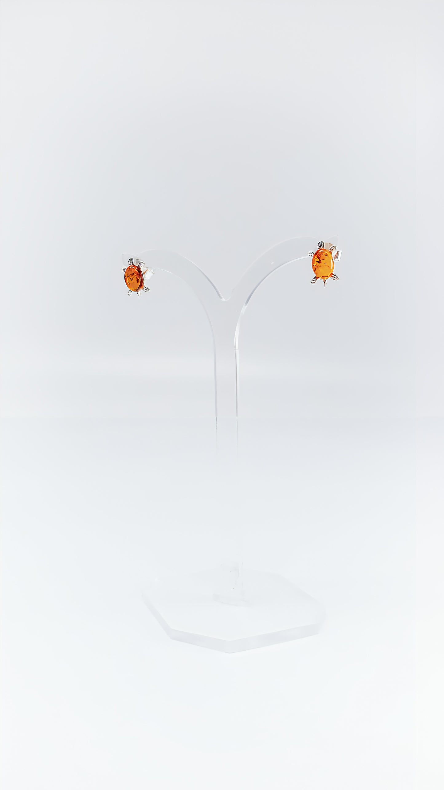 Animally beautiful: turtle-shaped earrings