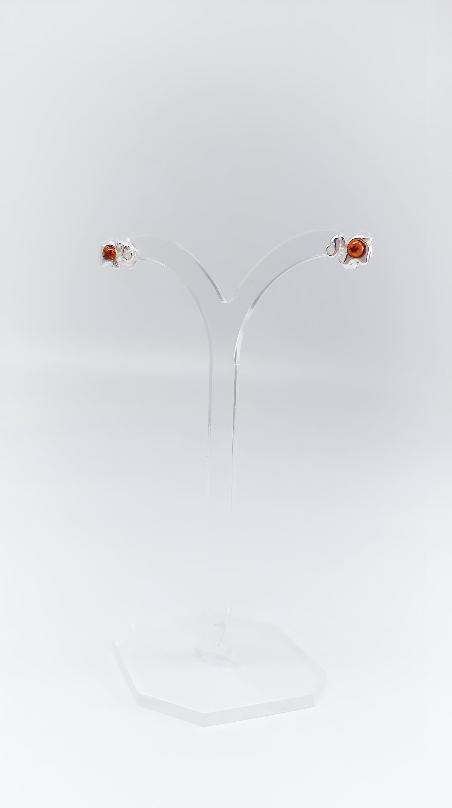 Symbolic and stylish: elephant jewelry