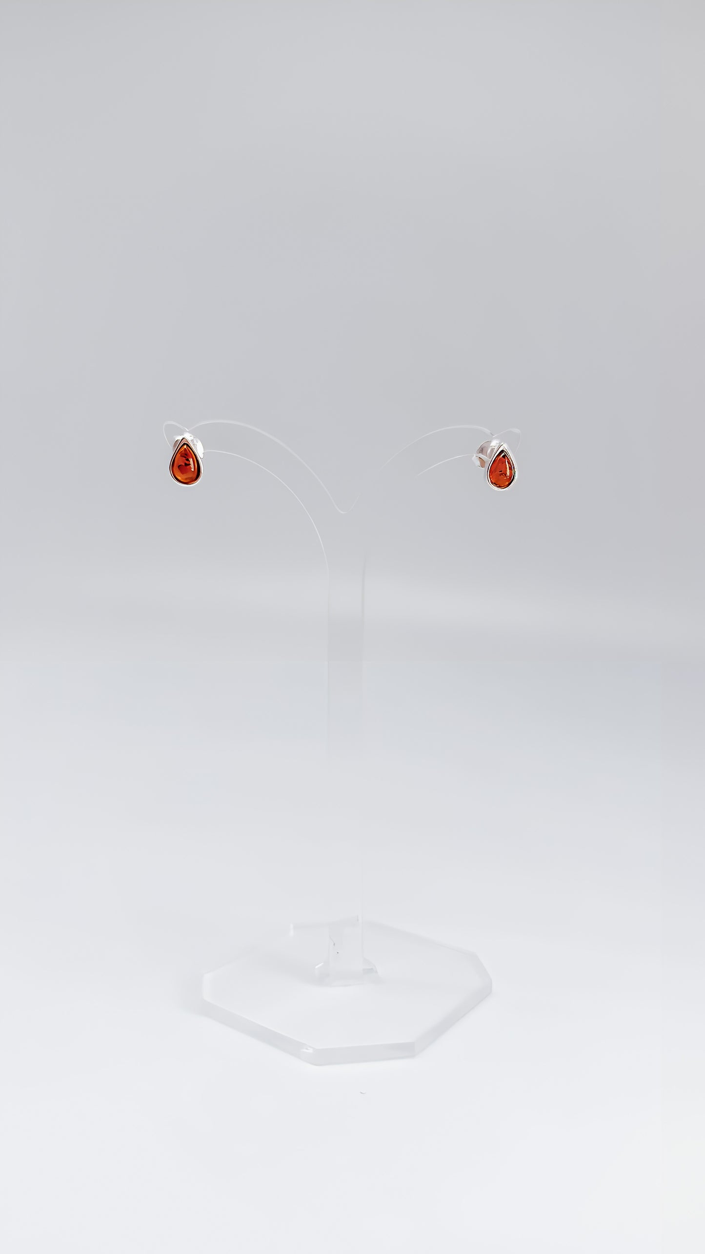 Classic amber earrings – handmade from real silver