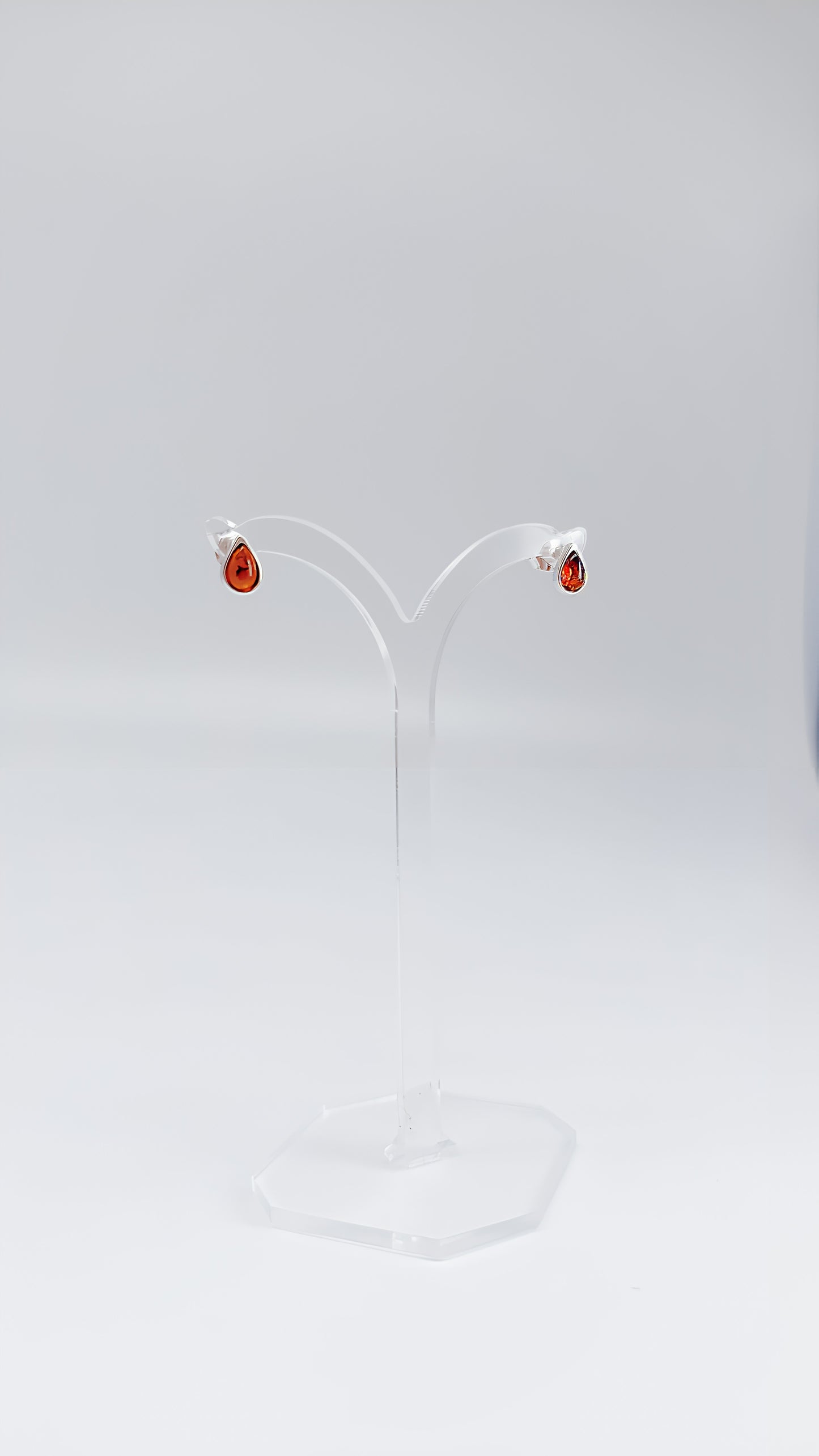 Classic amber earrings – handmade from real silver