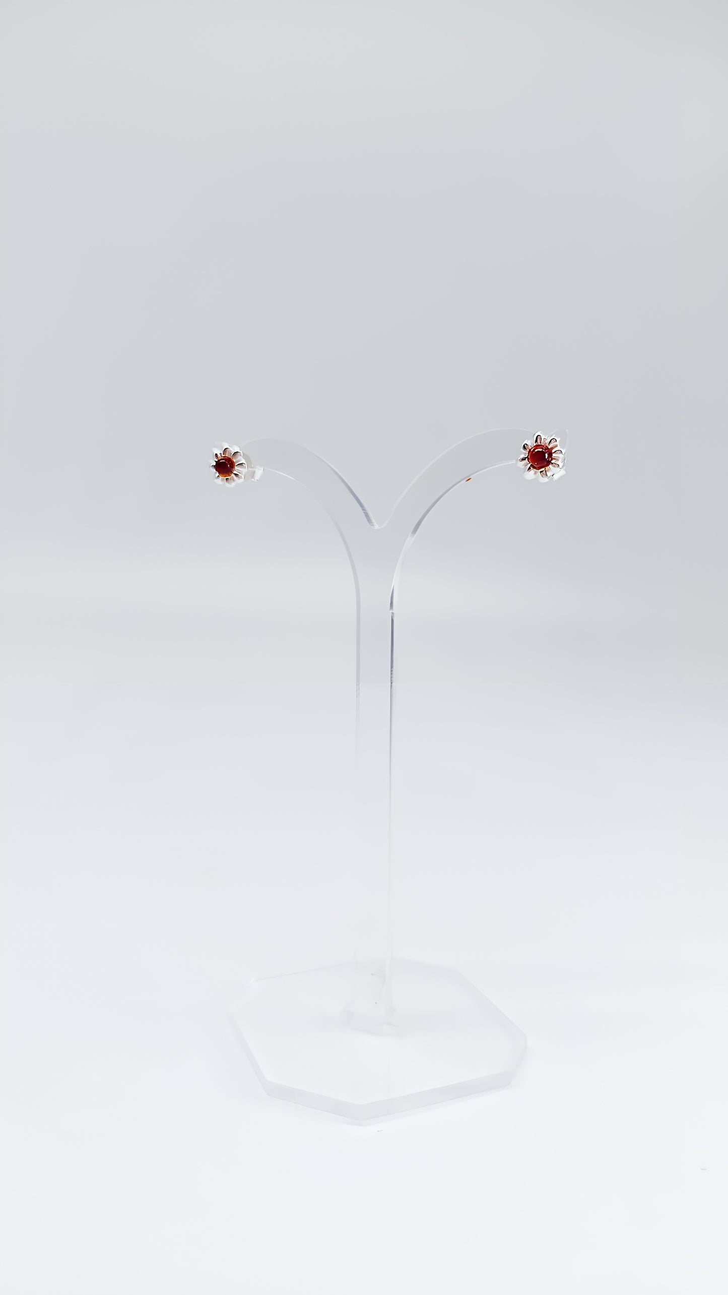 Children's earrings made of 925 silver with genuine amber