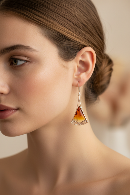 Ambre en forme parfaite : boucles d'oreilles en argent 925