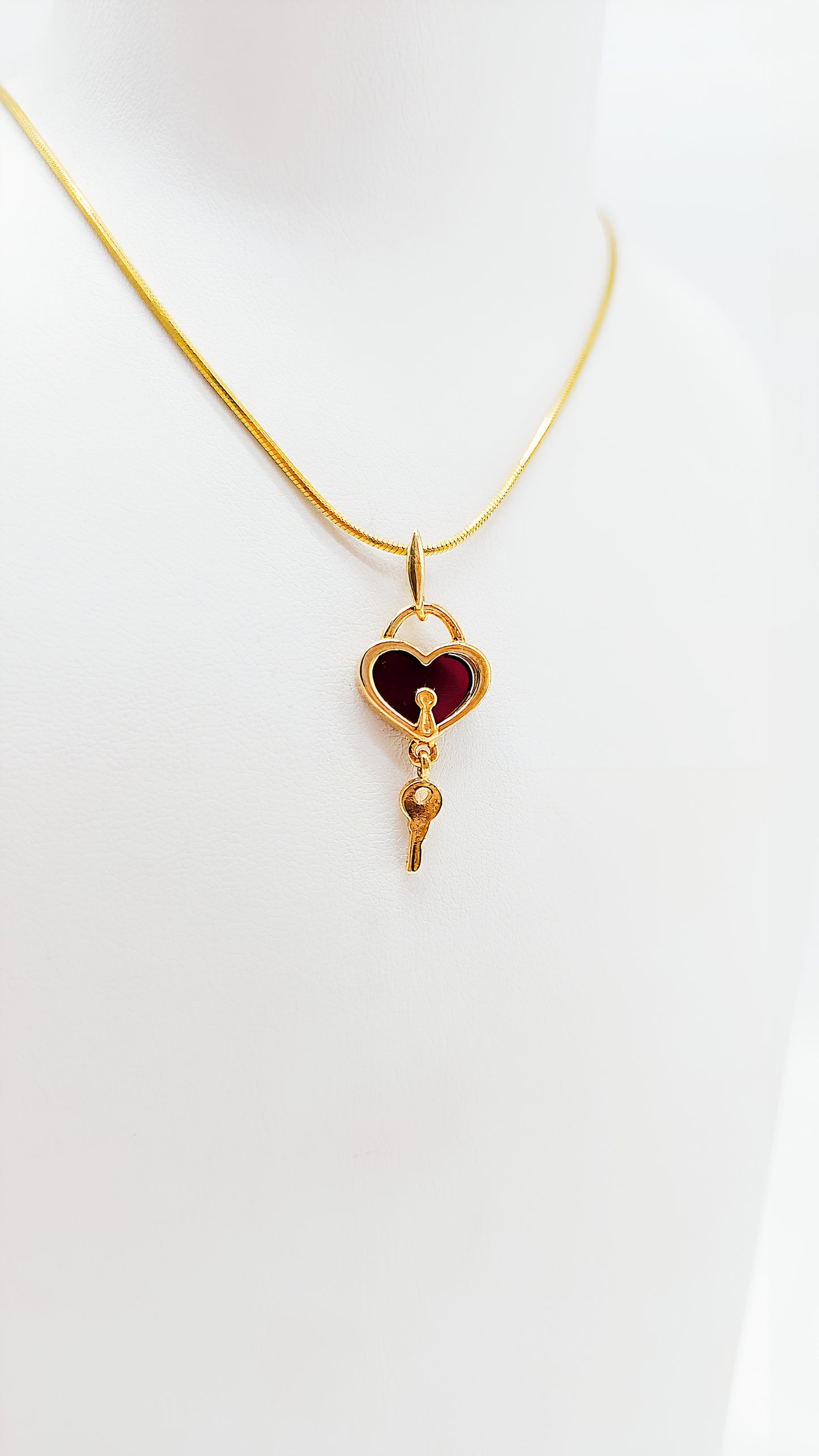 Liefde op het eerste gezicht – barnstenen hanger