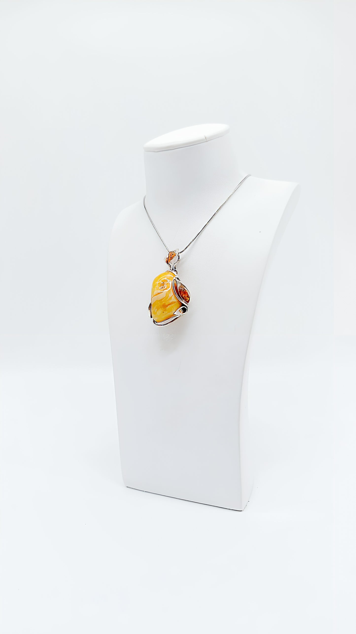 Wild Amber Heart: Unique Expression