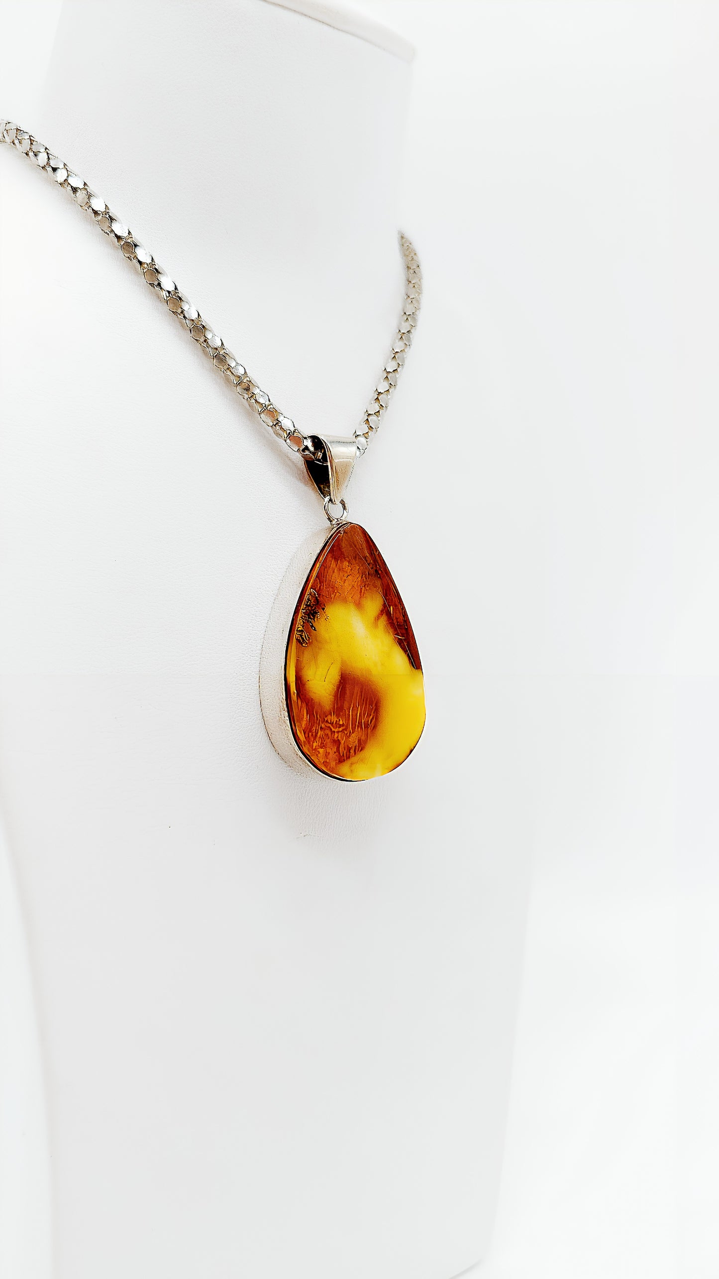 Damen-Schmuck Anhänger aus echtem Bernstein