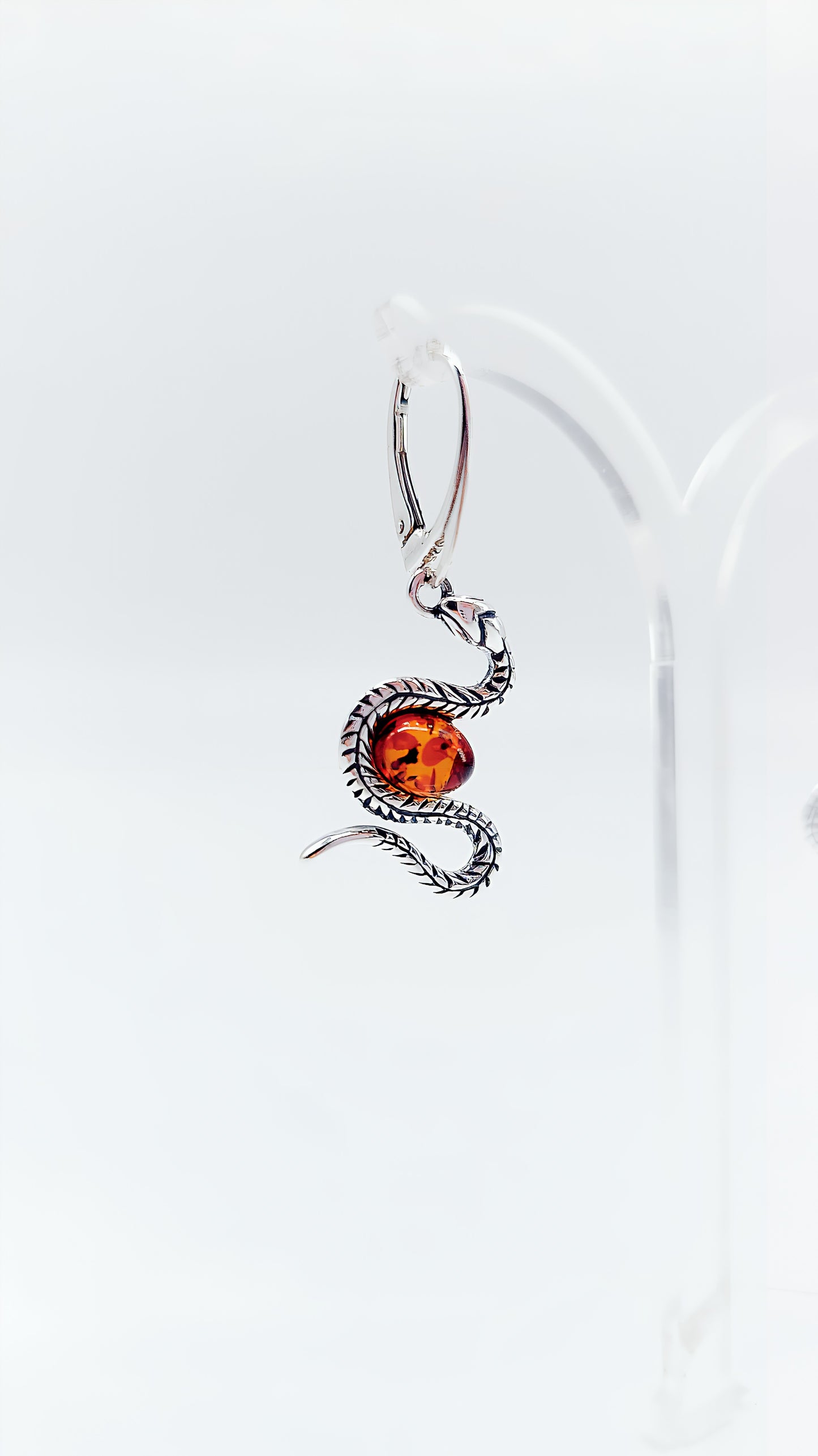 Schlangen-Bernstein-Ohrringe Eleganz mit mystischer Symbolik