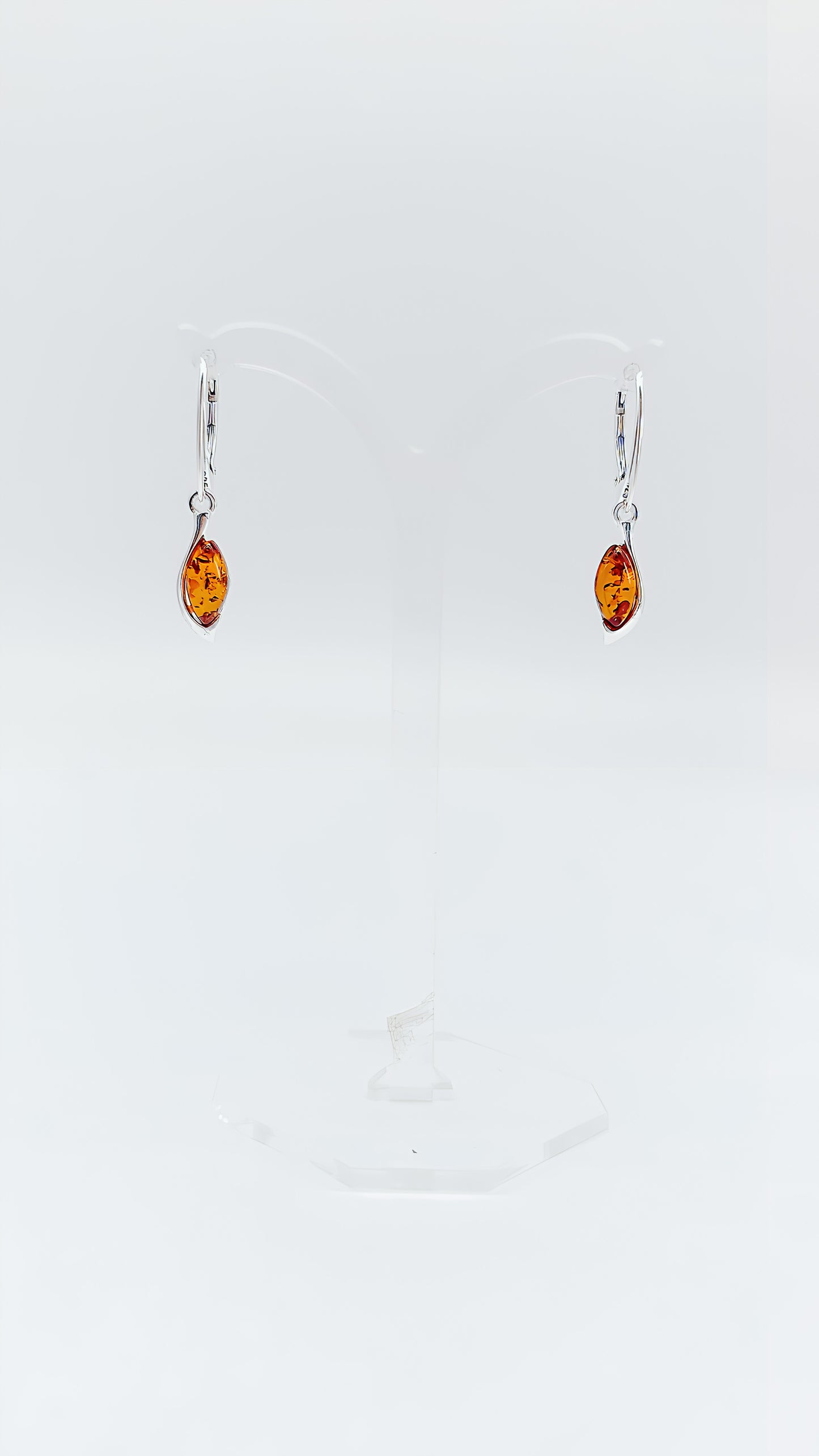 Bernstein-Schmuck für Damen – Silber Ohrringe mit fließender Form