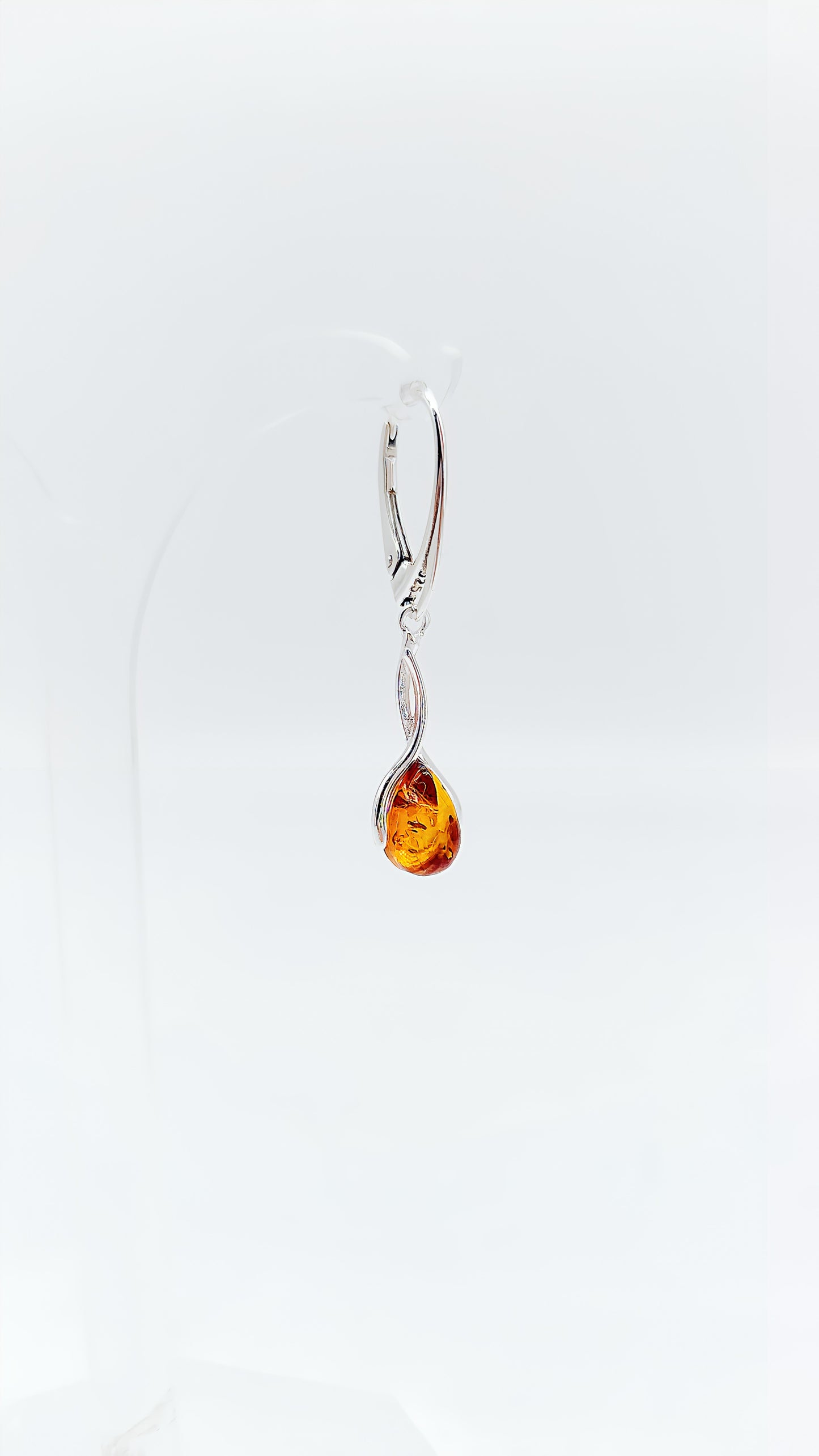 Schmuck für Damen – Bernstein-Ohrringe in edler Tropfenform