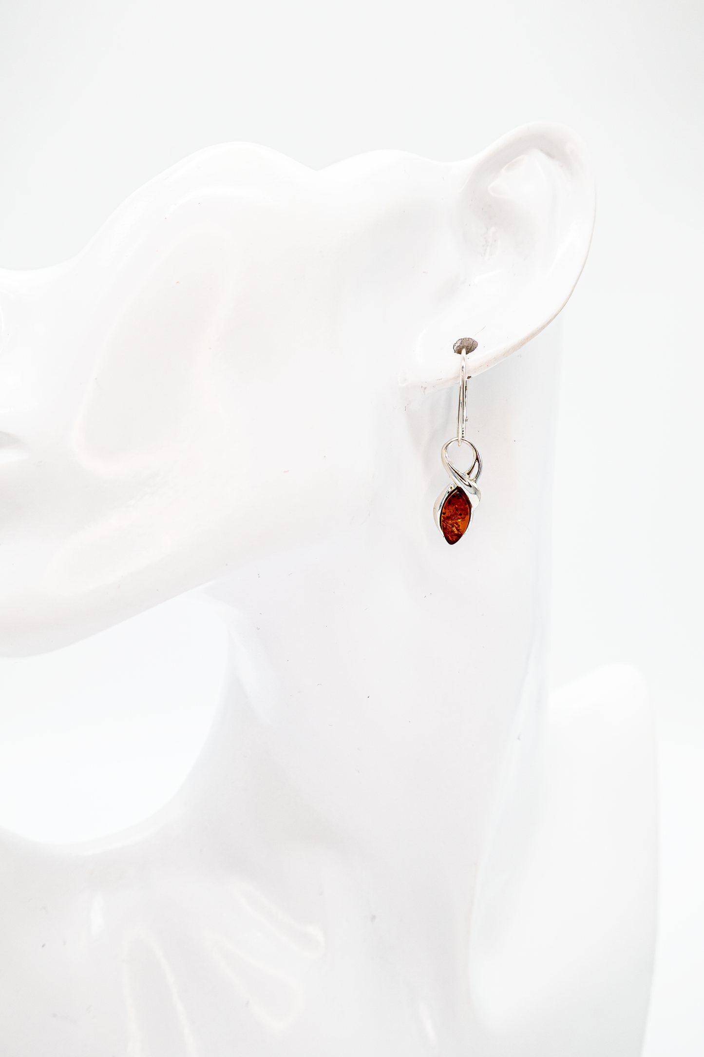 Earrings with genuine amber – elegant &amp; high-quality