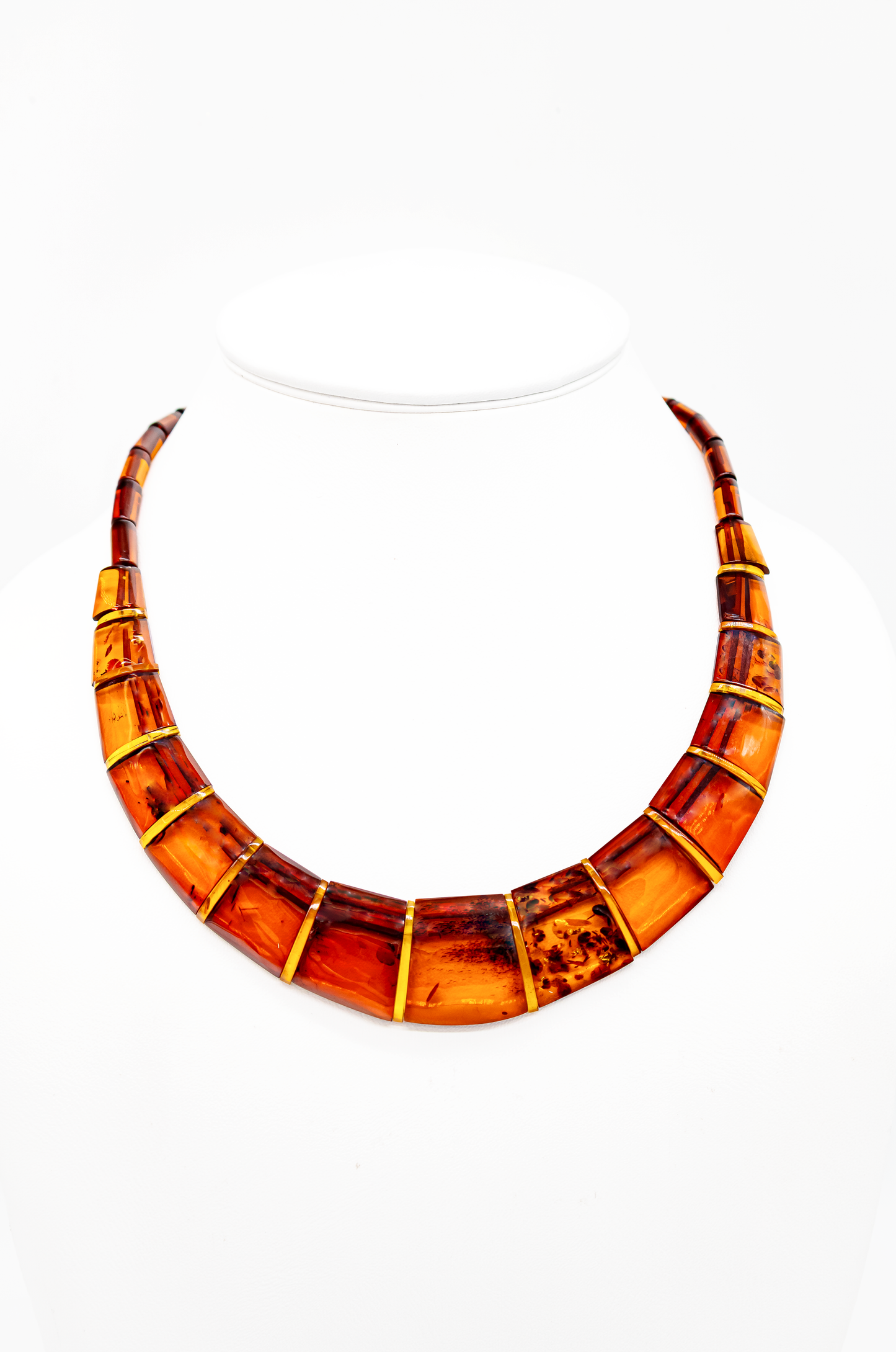 Design Collier Bernstein – Einmalig & zeitlos