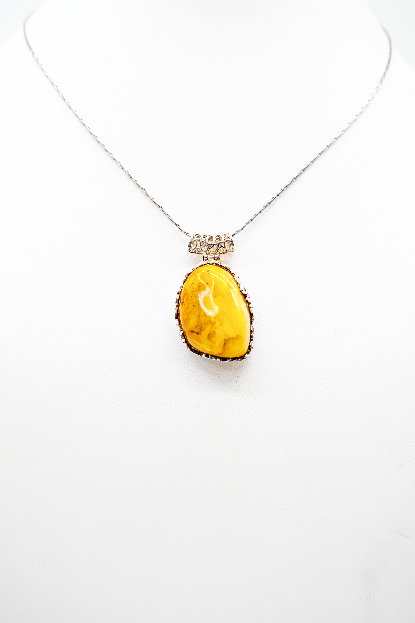 Gelber Bernstein Anhänger Handarbeit 925 Silber