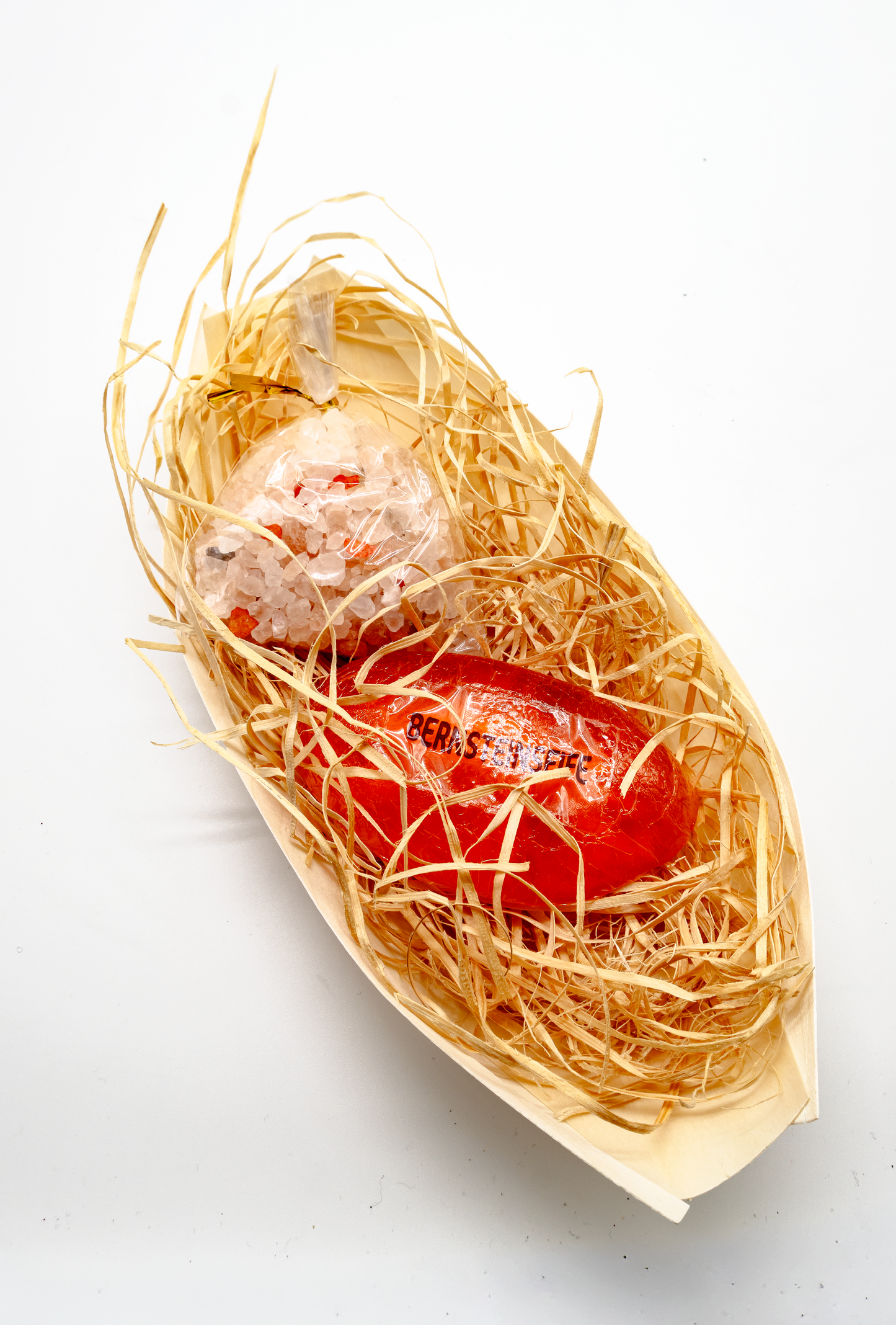 Bernstein-Geschenkset: Seife & Badesalz im Holzschiffchen