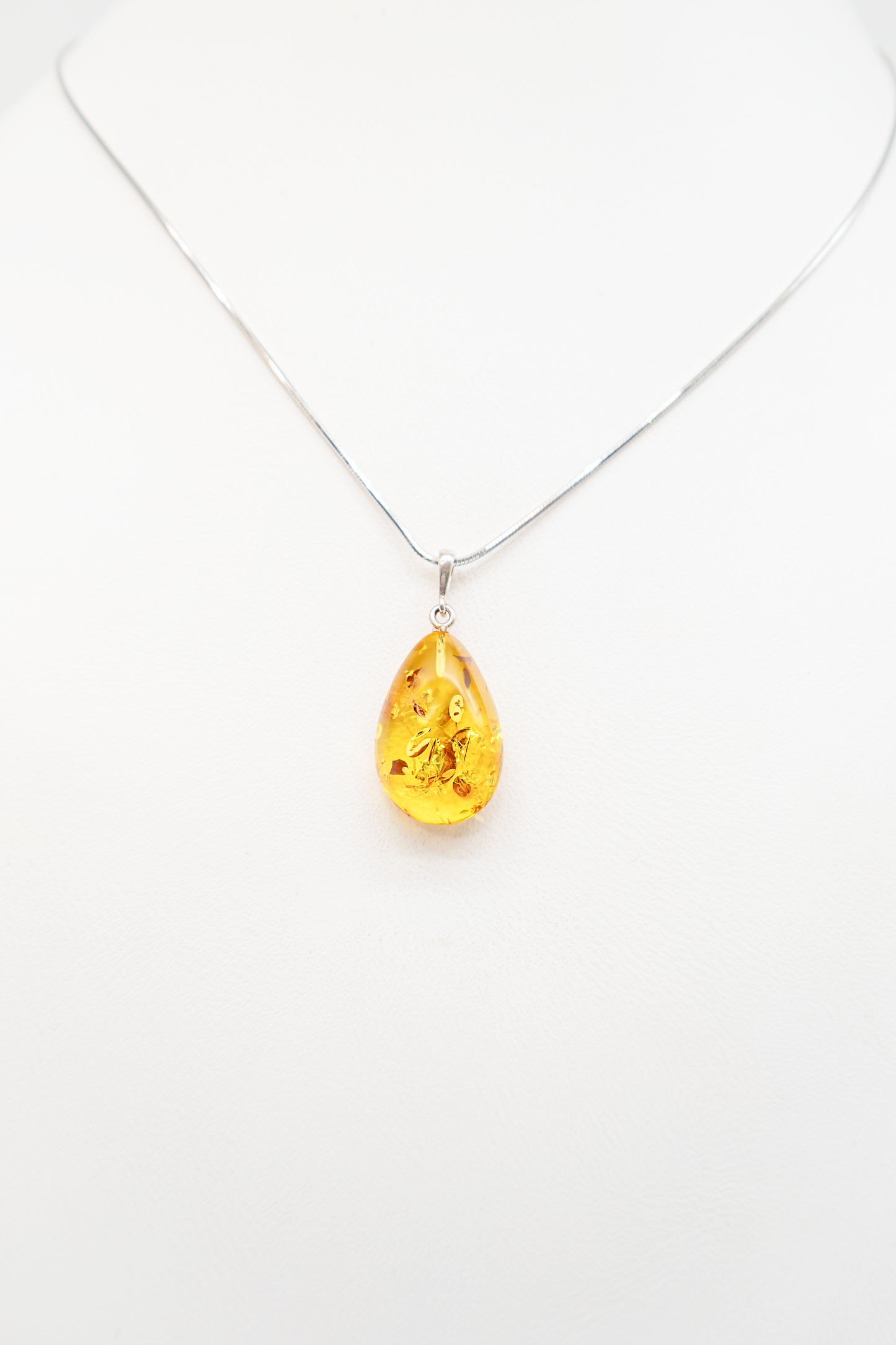 Echter Baltischer Bernstein: Anhänger in Zitronen-Optik