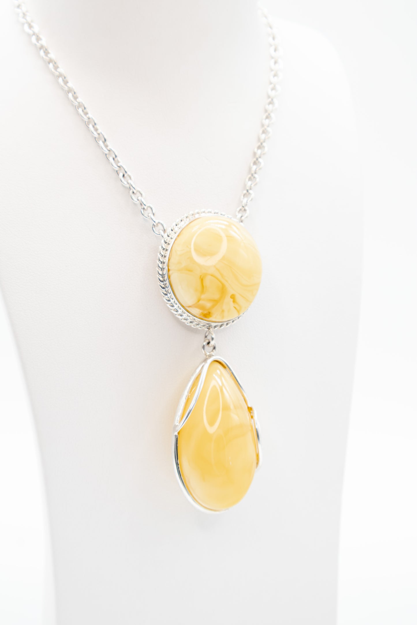 Yellow amber pendant made of 925 silver – unique piece