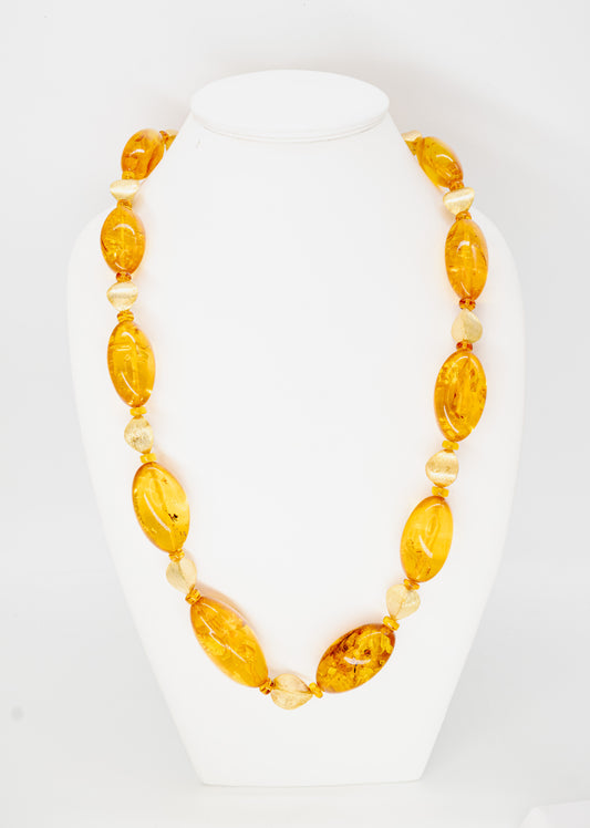 Naturgelbe Bernstein Kette – stilvoll & außergewöhnlich