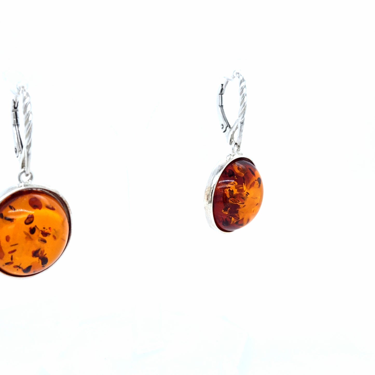 Luxuriöser Ohrschmuck: Baltischer Bernstein & feines Silber