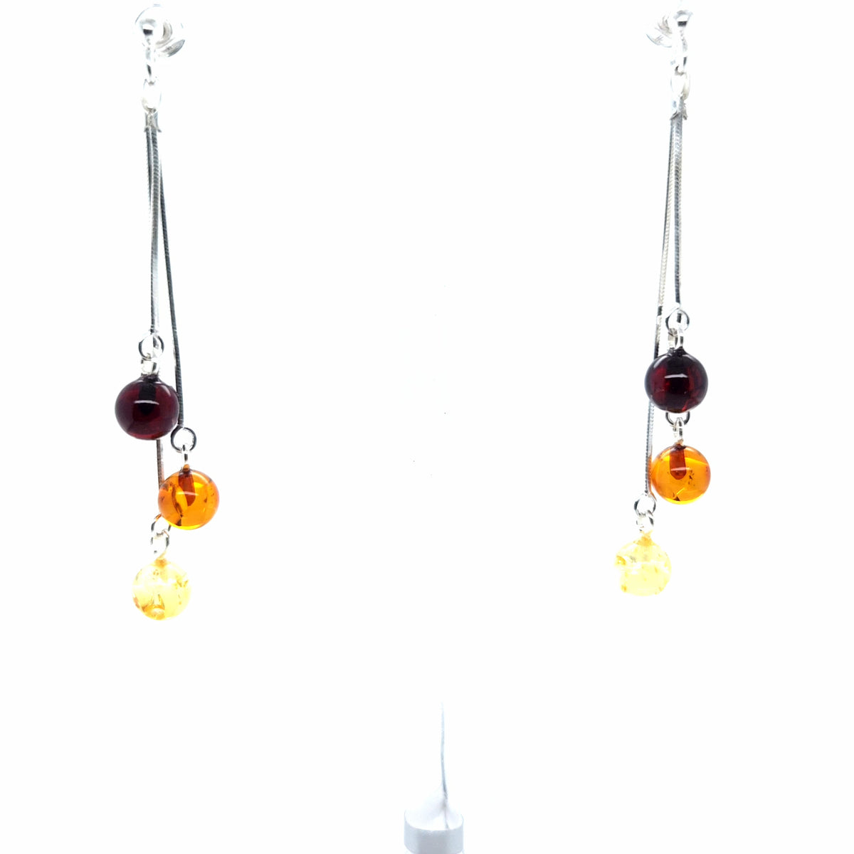 Handgearbeitete Bernstein-Ohrringe für Damen – Vielfältiger Naturstein-Schmuck mit runden Perlen im Ohrstecker-Design