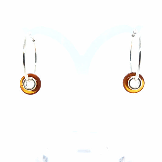 Silber-Creolen mit Bernstein-Charm – Handgemachter Ohrschmuck