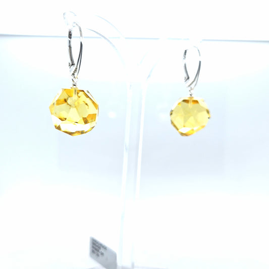 Silber-Ohrhänger Unikat – Eleganter Ohrschmuck mit facettiertem gelbem Ostsee-Bernstein (925er Sterlingsilber)