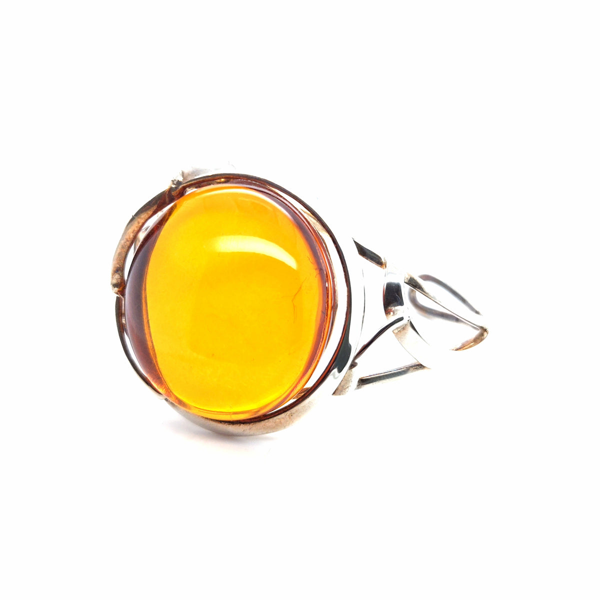Handgearbeiteter Silber-Armreif Unikat – Luxuriöse Armspange mit großem orangen Ostsee-Bernstein
