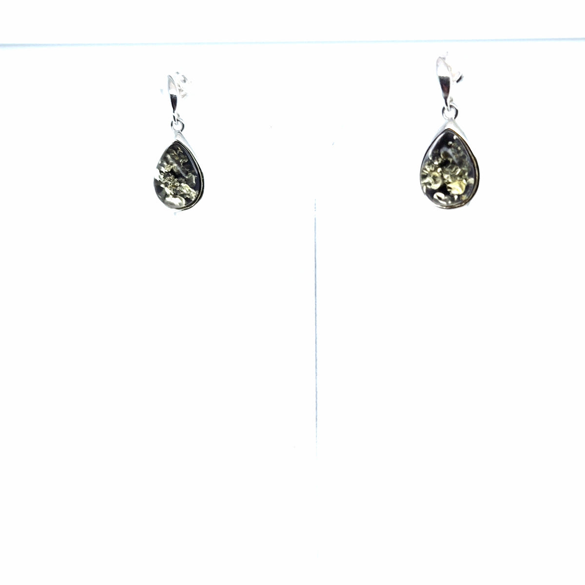 Elegante 925er Silber-Ohrstecker mit echtem Ostsee-Bernstein – Orange & Grün