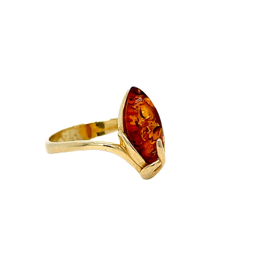 Ladies' ring made of gold-plated silver with amber