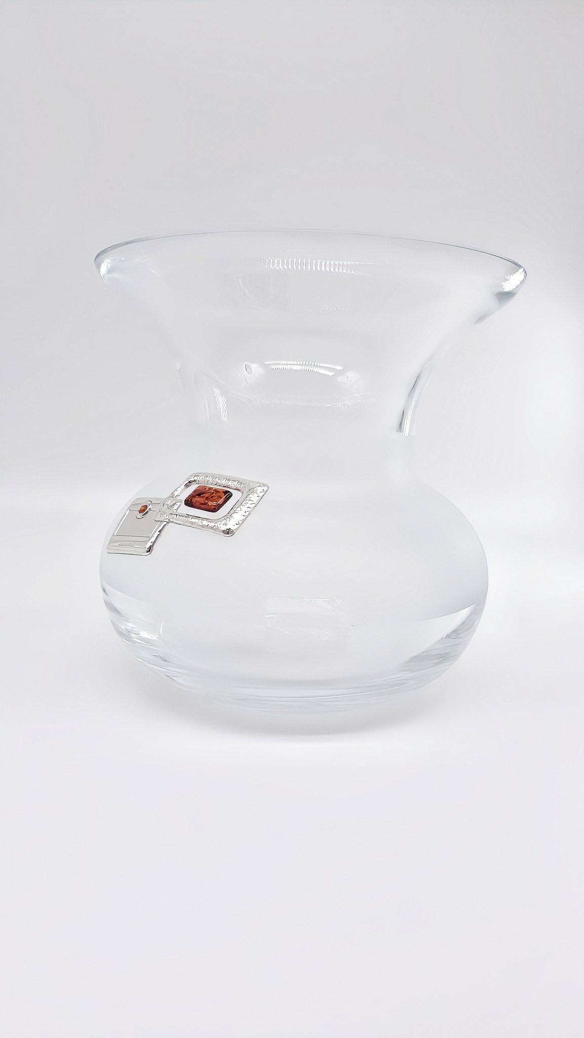 Elegante vaas met zilver en barnsteen
