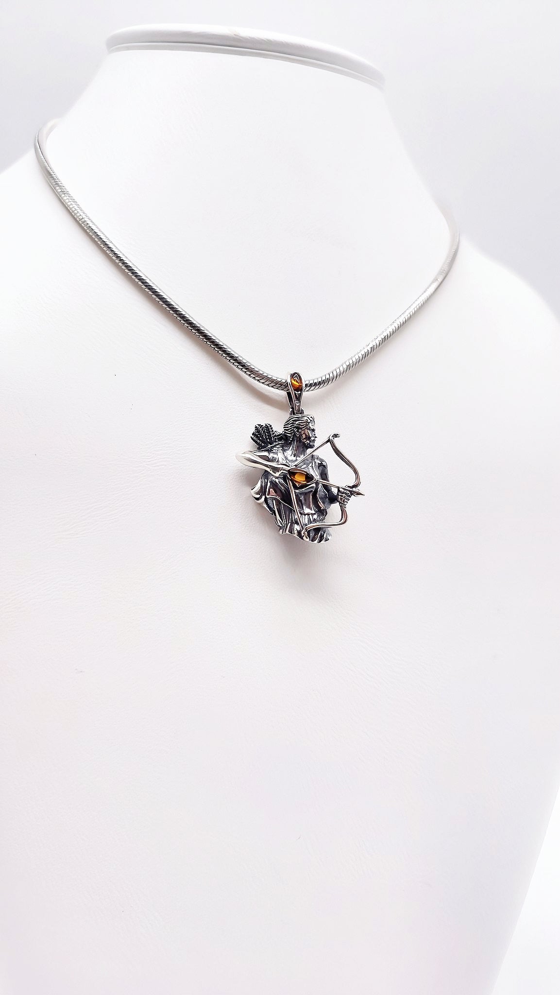 Sagittarius Zodiac Pendant – 925 Silver &amp; Amber