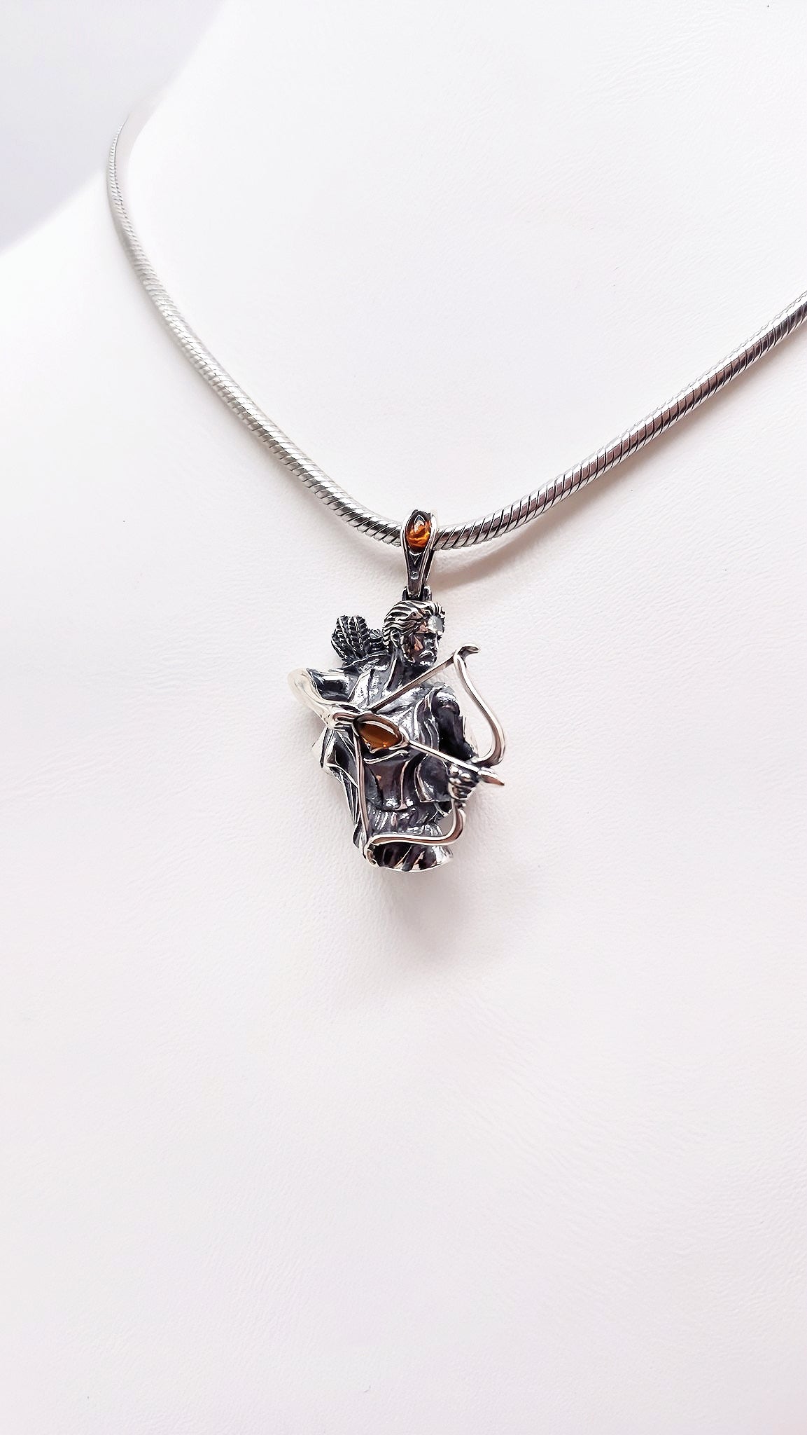 Sagittarius Zodiac Pendant – 925 Silver &amp; Amber