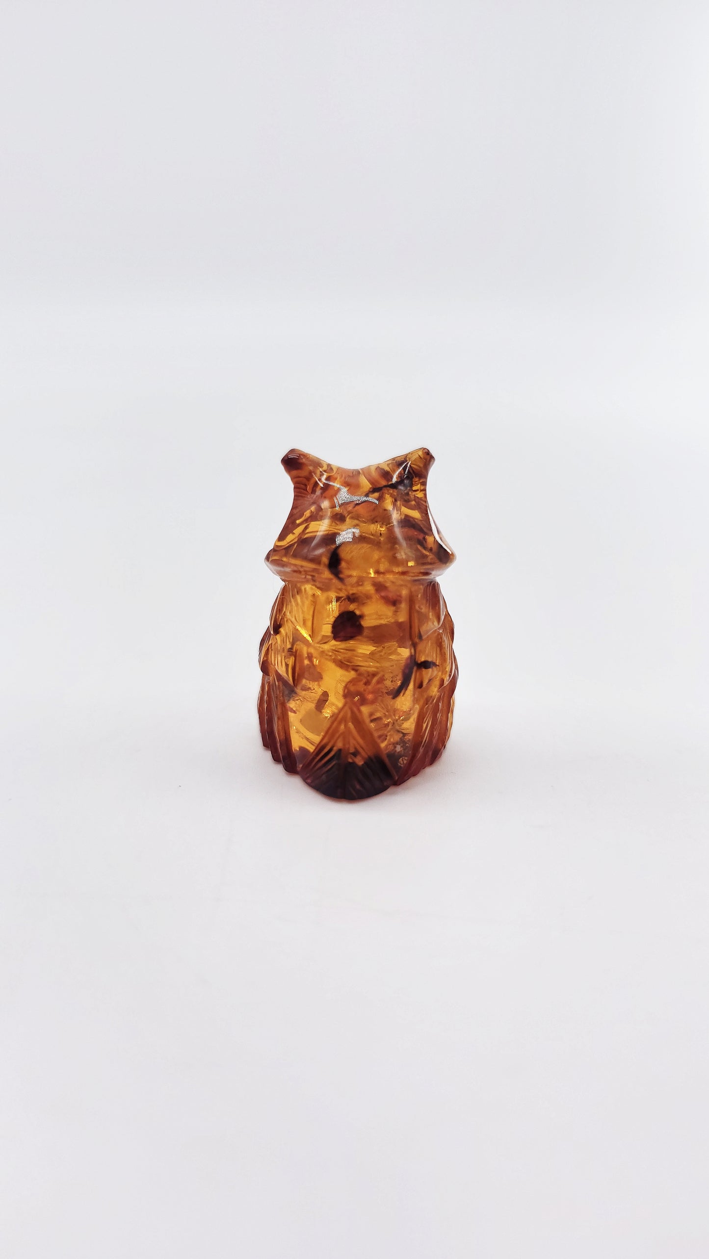 Eulen-Skulptur aus Bernstein – Schutz & spirituelle Kraft