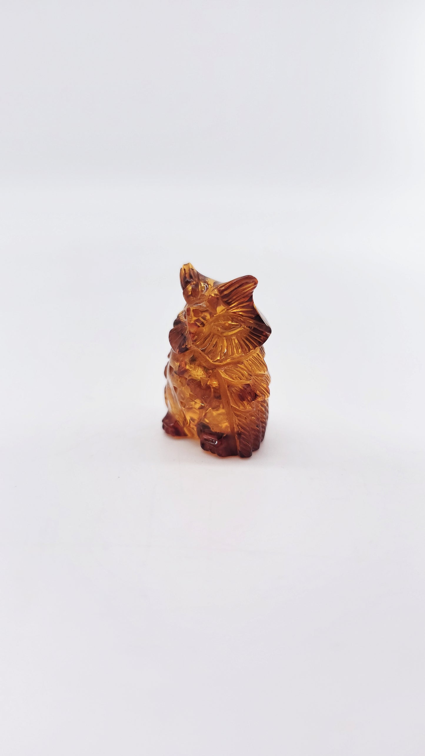 Eulen-Skulptur aus Bernstein – Schutz & spirituelle Kraft