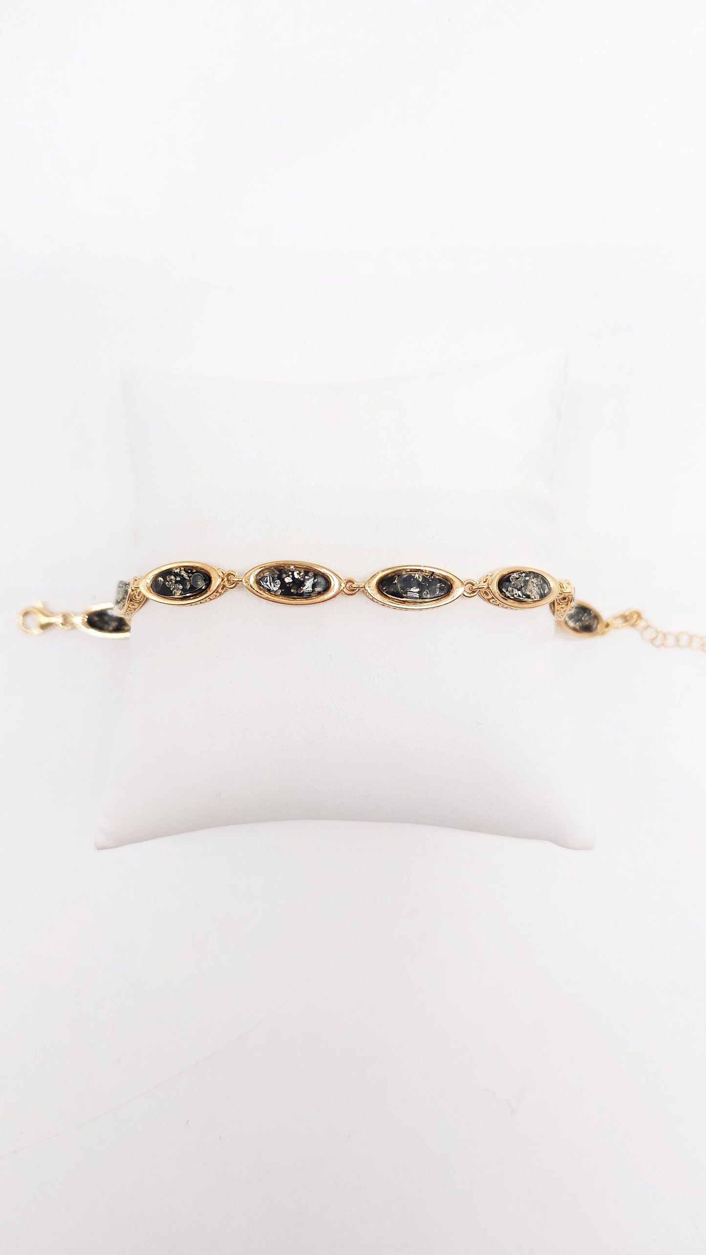 Natural amber bracelet in gold look