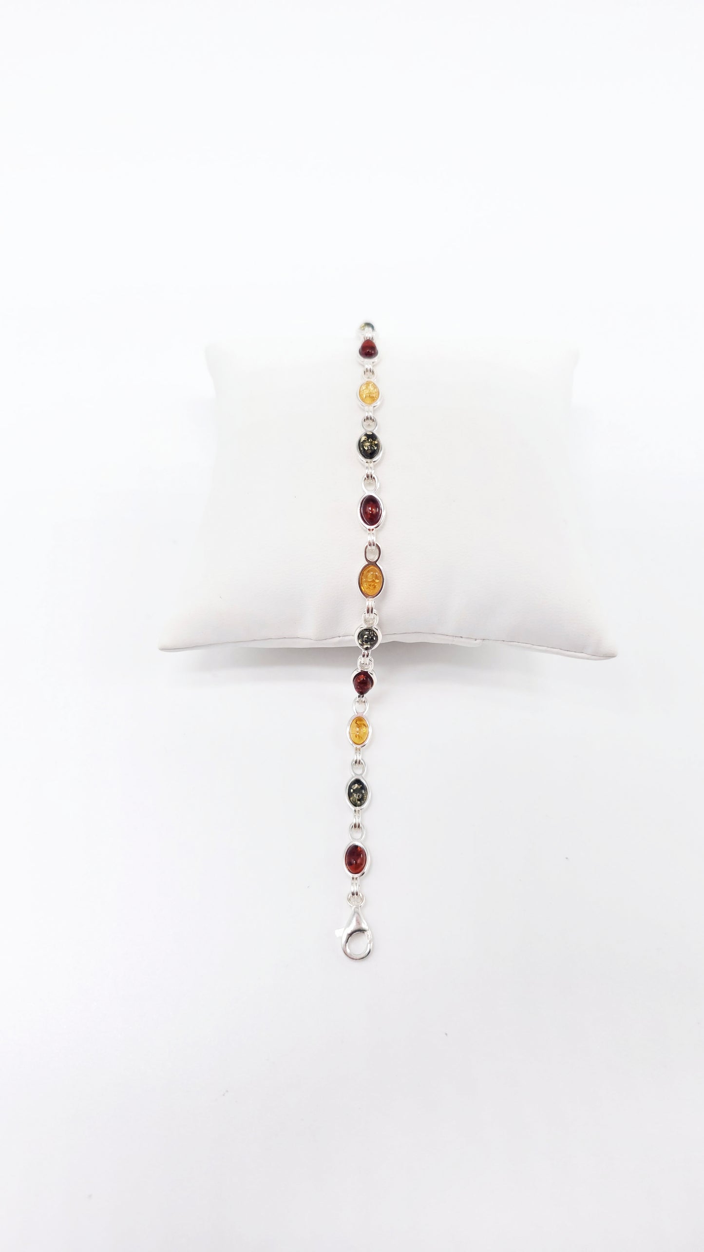 Fine silver bracelet with amber elements