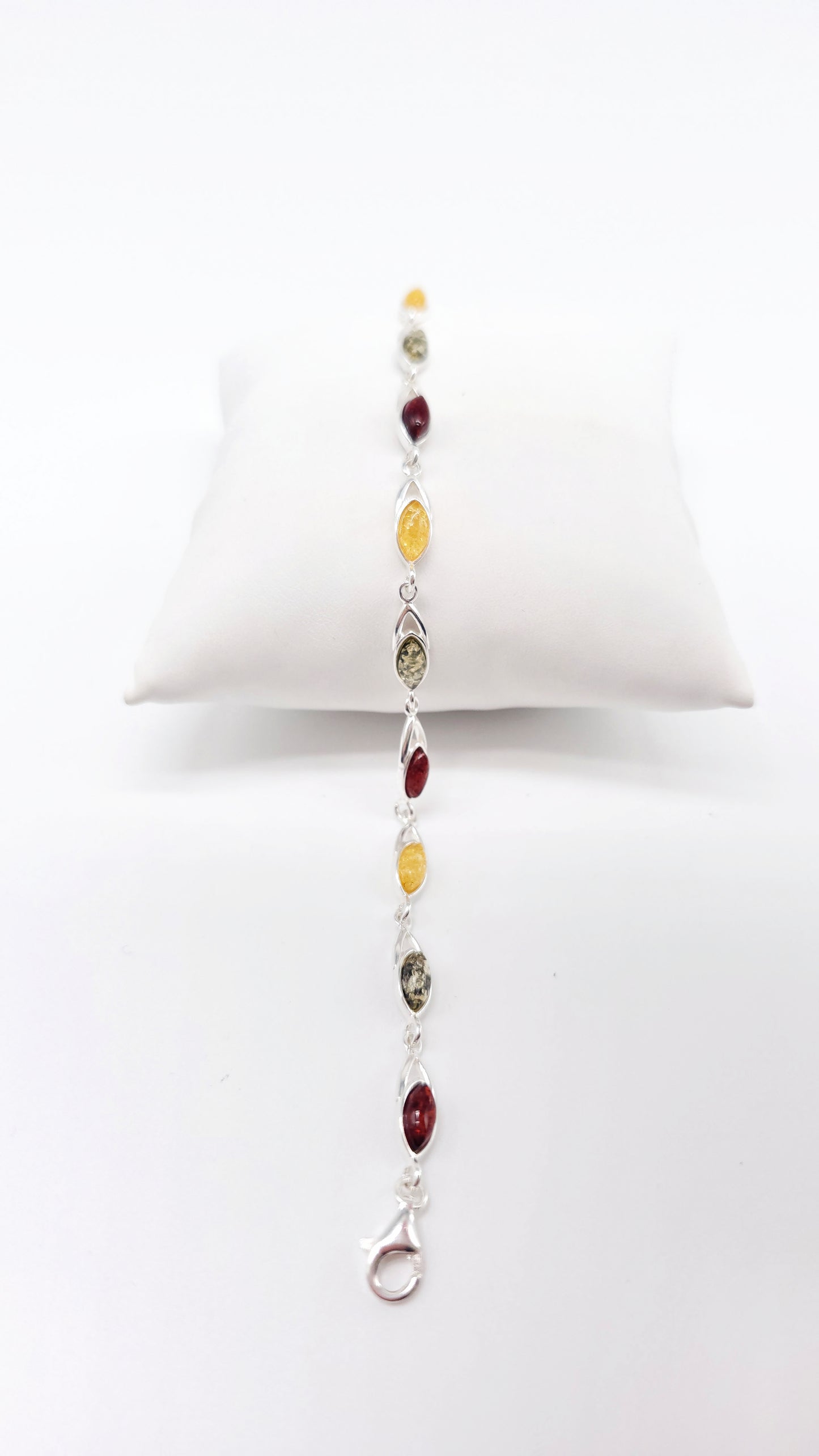 Fine silver bracelet with amber elements