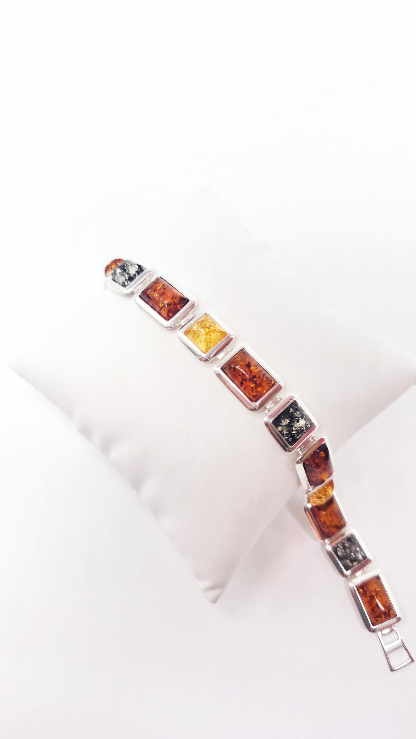 Natural amber bracelet for women – high-quality silver jewelry