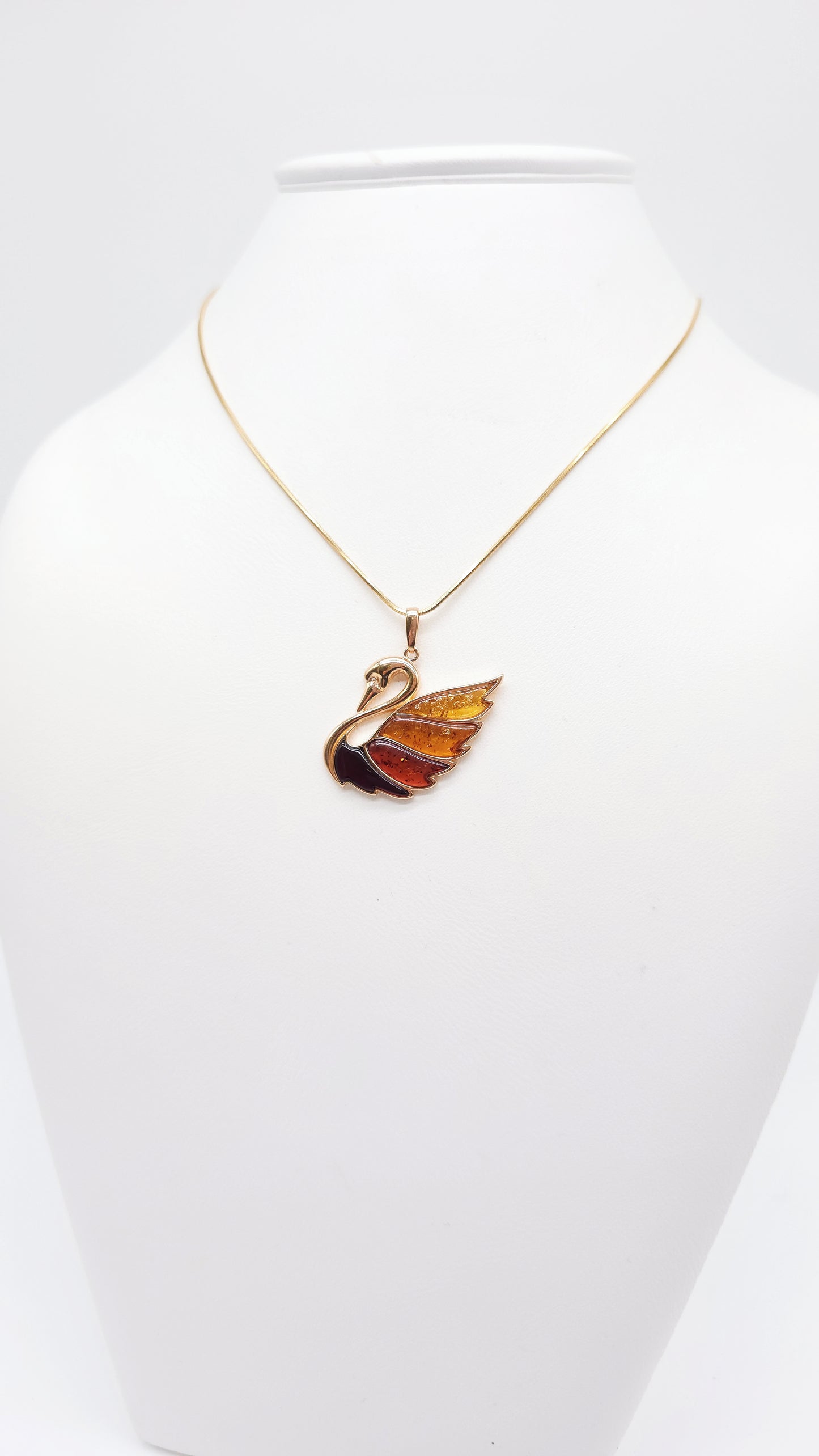 Zwanen hanger van 925 sterling zilver verguld