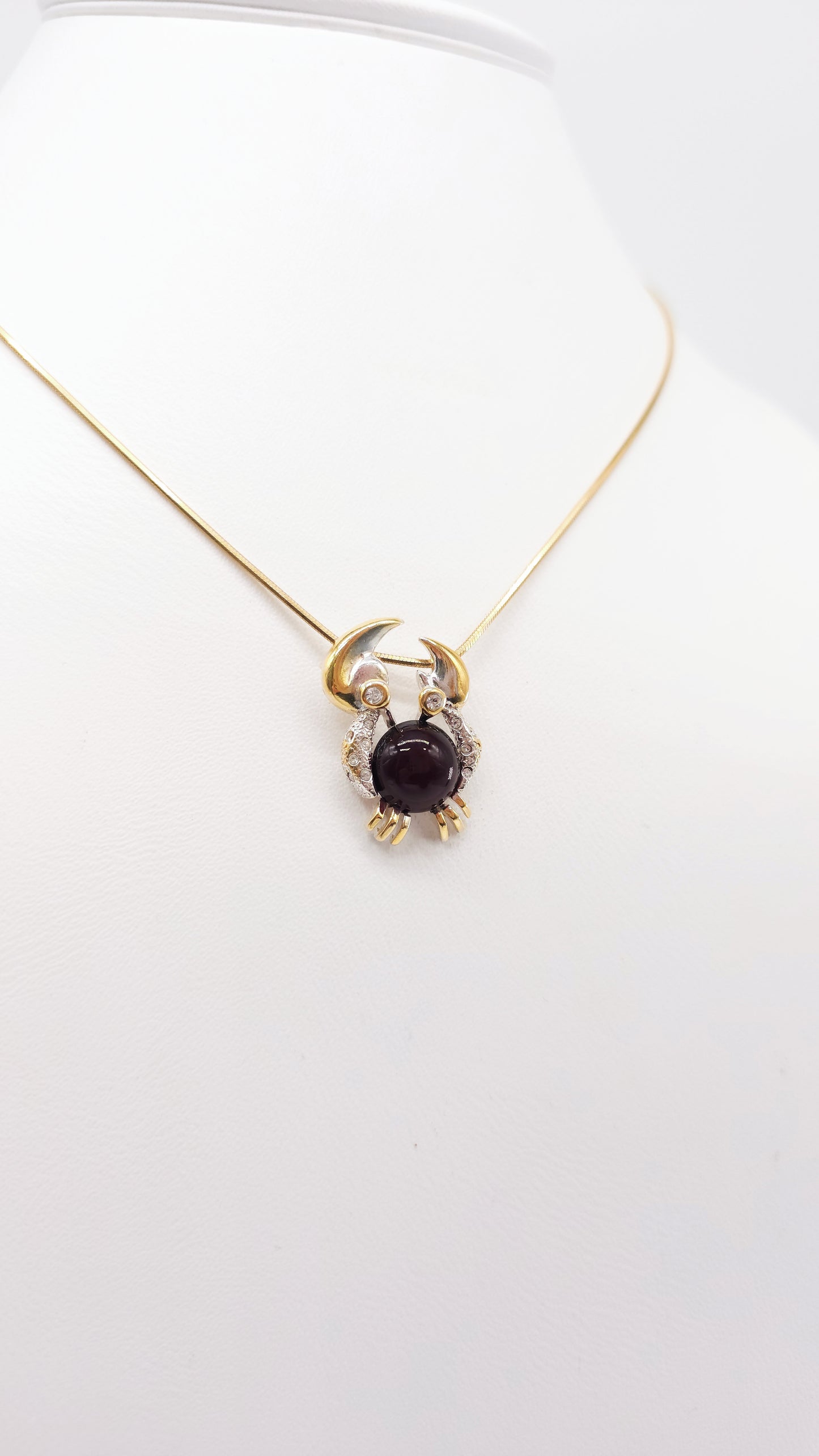 Bernstein Schmuck Krebs – Naturstein im Tierkreisdesign
