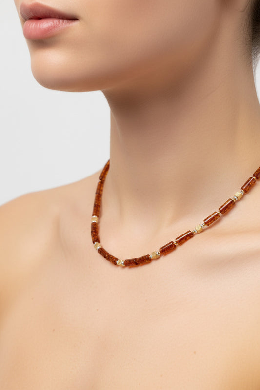 Barnsteenketting voor dames – Collier met karabijnsluiting