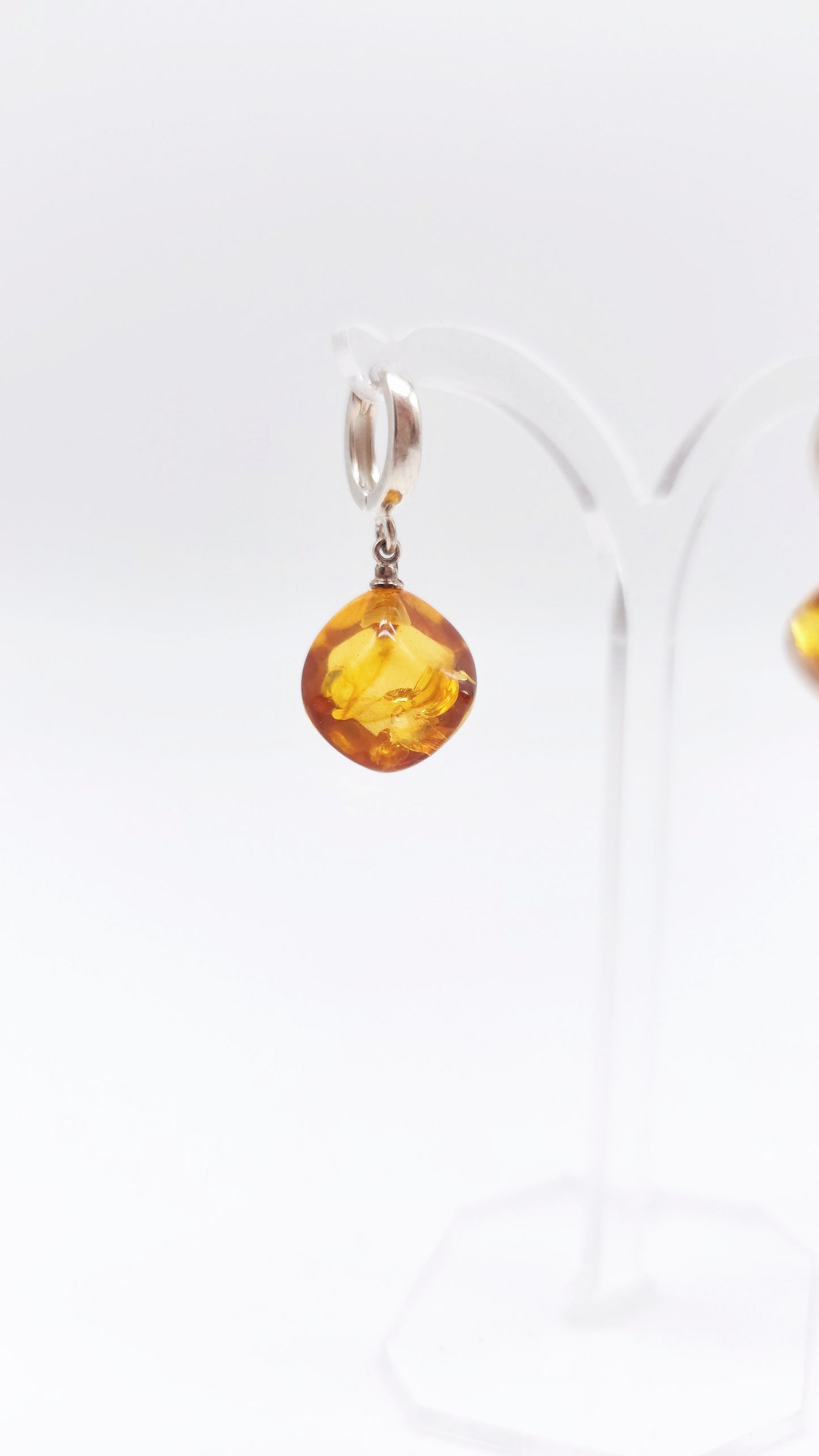 Amber square earrings - handmade with style
