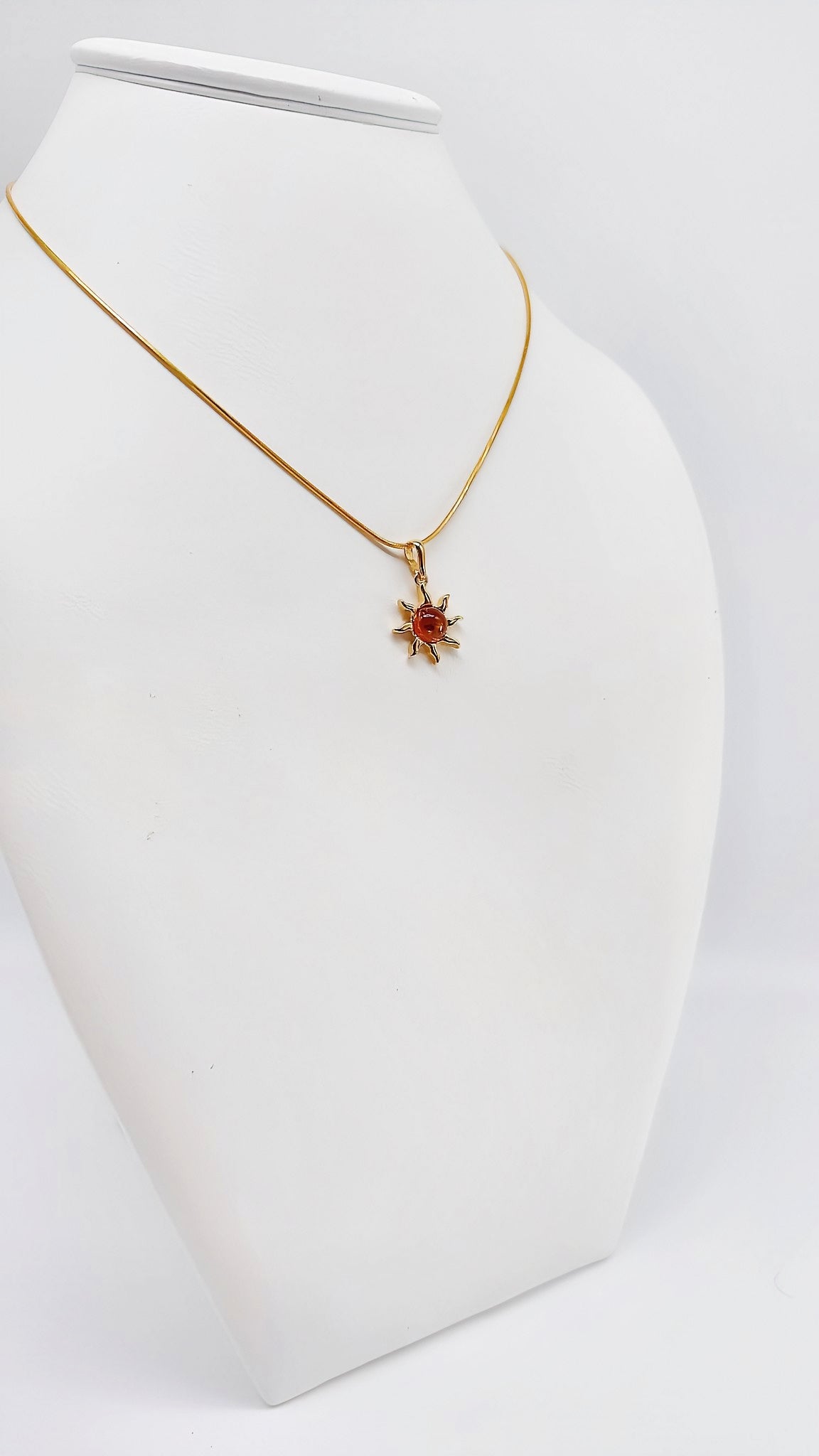 Exclusive sun jewelry made of gold-plated material