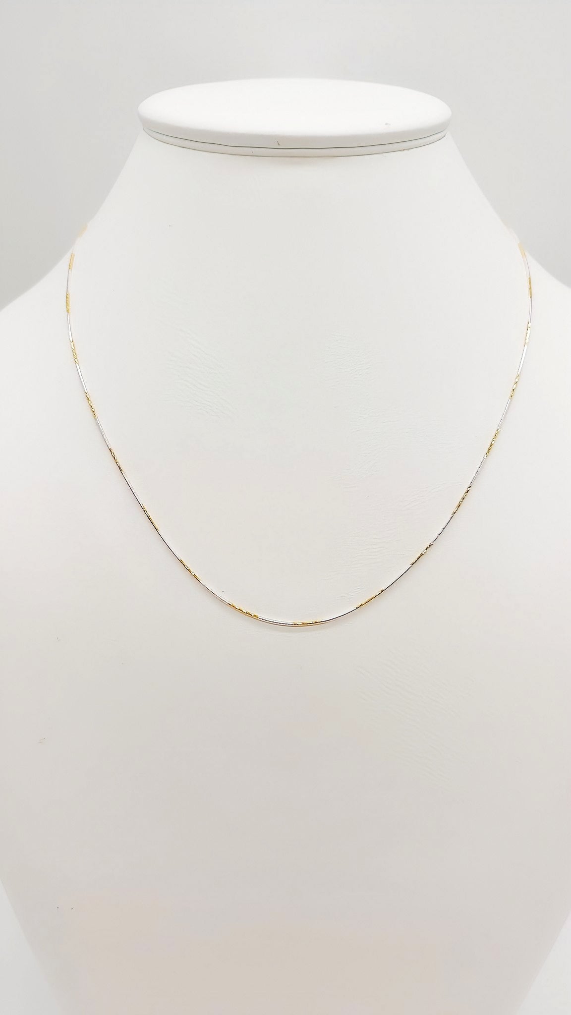 Stilvolle Kette aus 925er Sterlingsilber – Teilweise Vergoldet für einen Einzigartigen Look